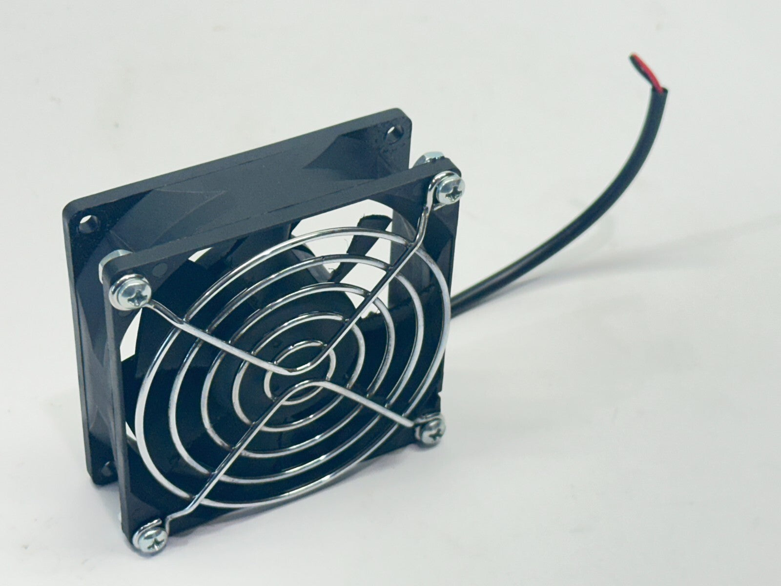 U.S. Toyo Fan USTF802512HW DC Brushless Fan 0.24A 12VDC - Used - Maverick Industrial Sales