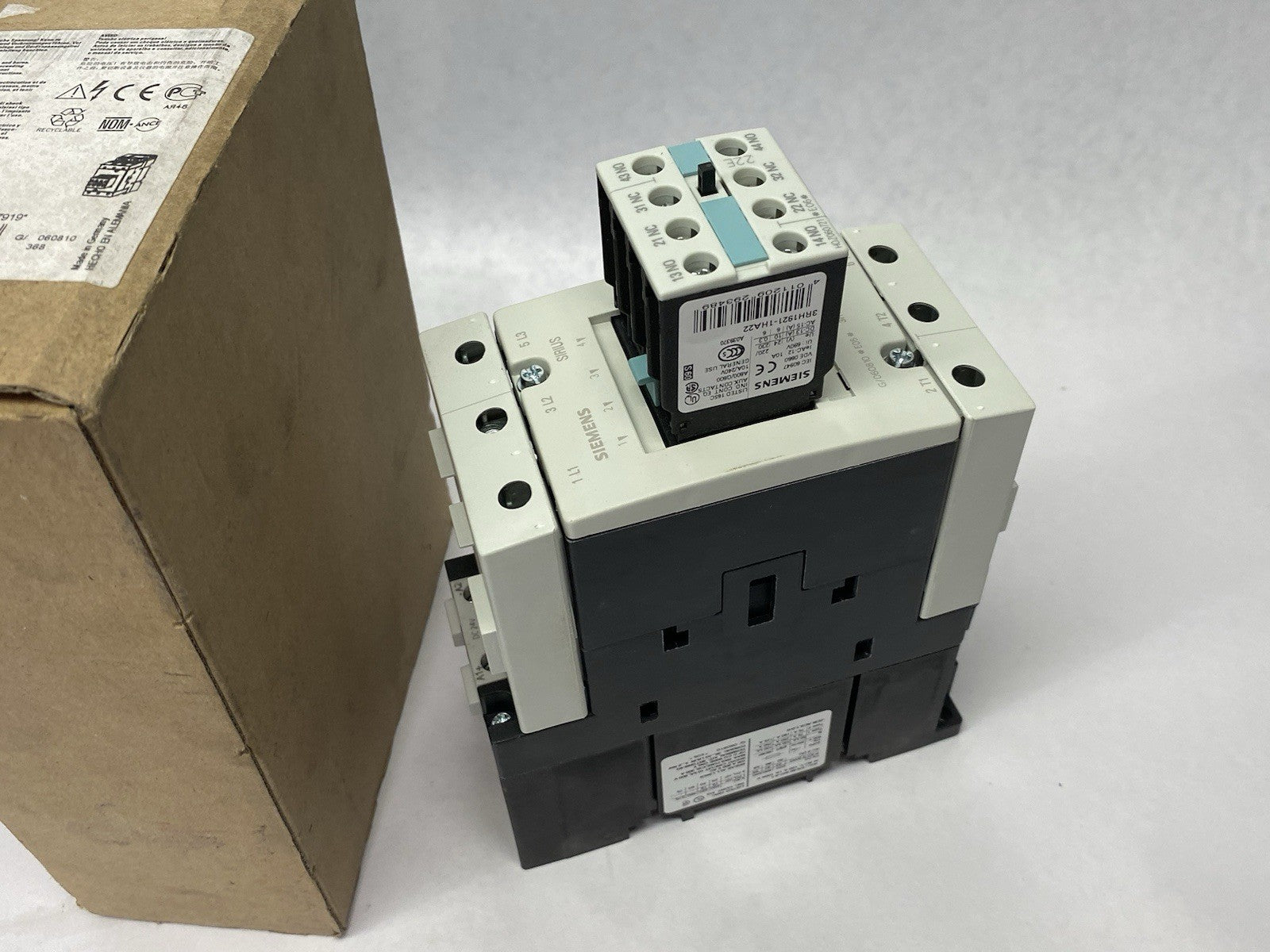 Siemens 3RT1045-1BB44 Power contactor, AC-3 80 A, 37 kW / 400 V 24 V DC - Maverick Industrial Sales