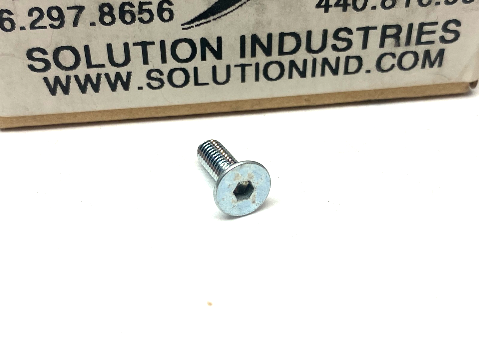 M4-.7x12 10.9 Flat Socket Head Screw DIN7991 BOX OF 100 - Maverick Industrial Sales