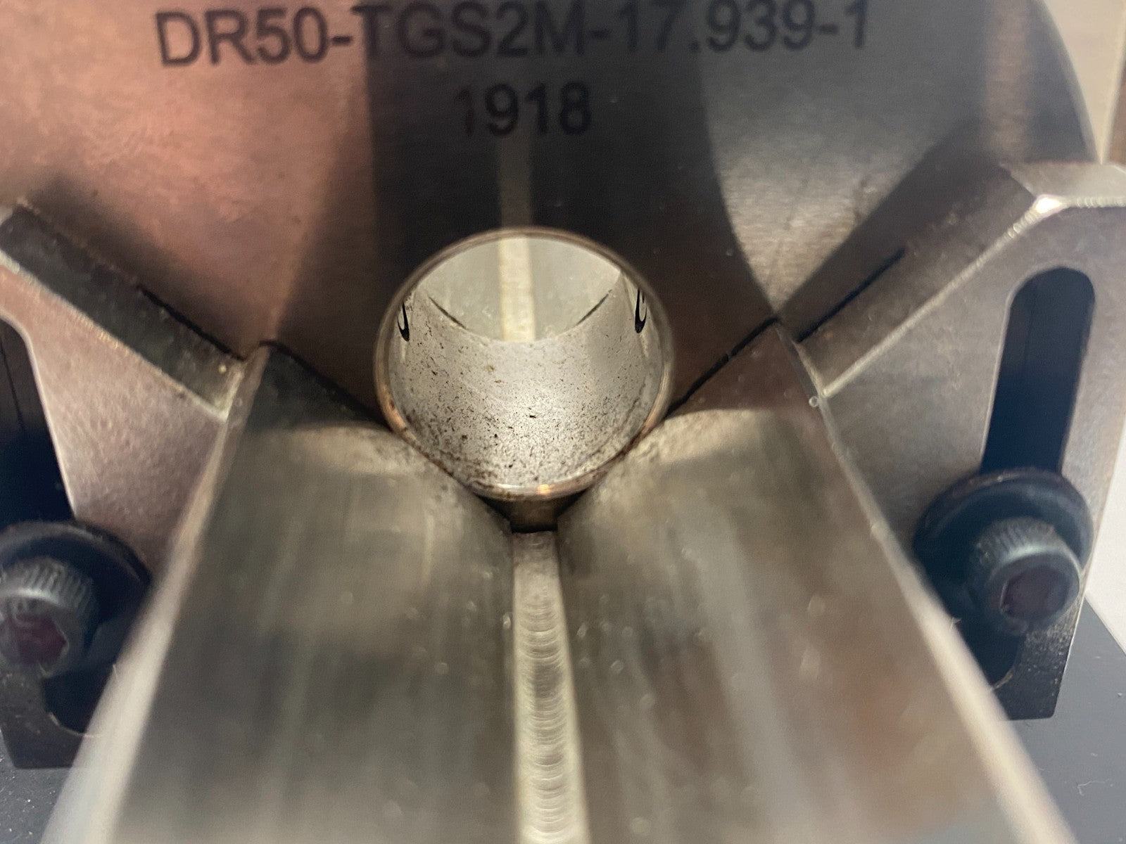 Mahr 2111362 Dimensionair 2-Jet Air Ring Gauge DR50-TGS2M-17.939-1 w/ Base Plate - Maverick Industrial Sales