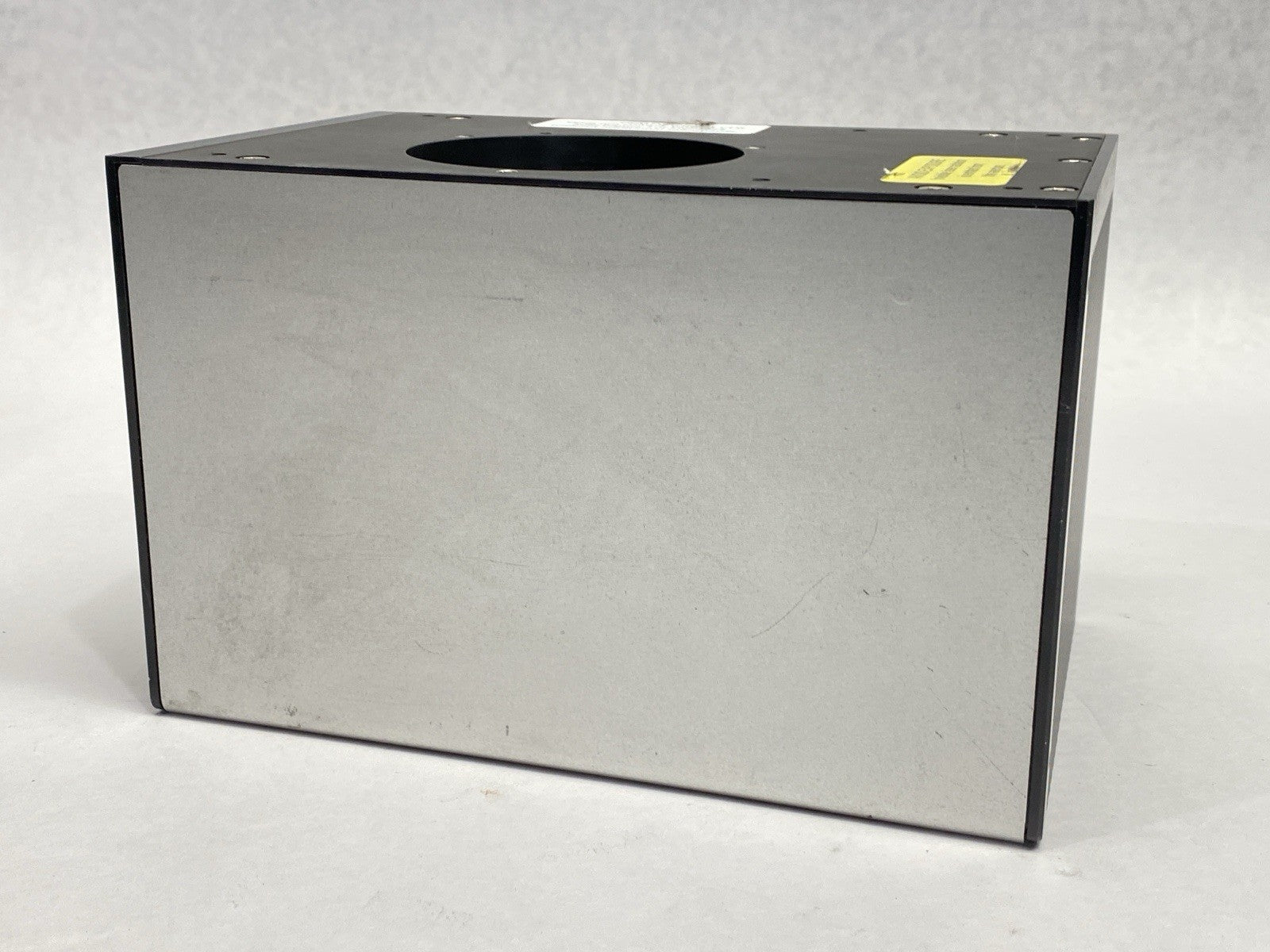 Novanta Synrad FHFL30-U FH Flyer 2-Way Scan Marking Head Laser Gauging System - Maverick Industrial Sales