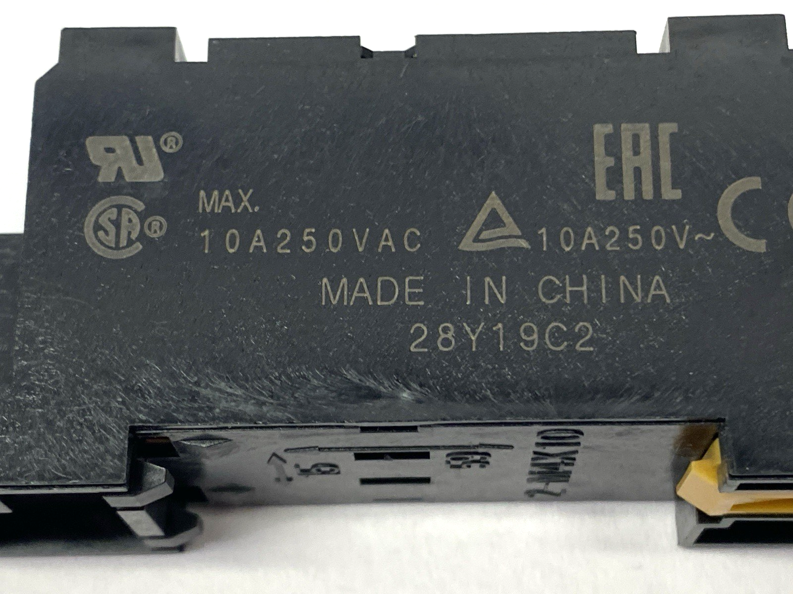 PYFZ-08-E | Omron Relay Socket 250VAC 10A - New – Open box - Maverick Industrial Sales