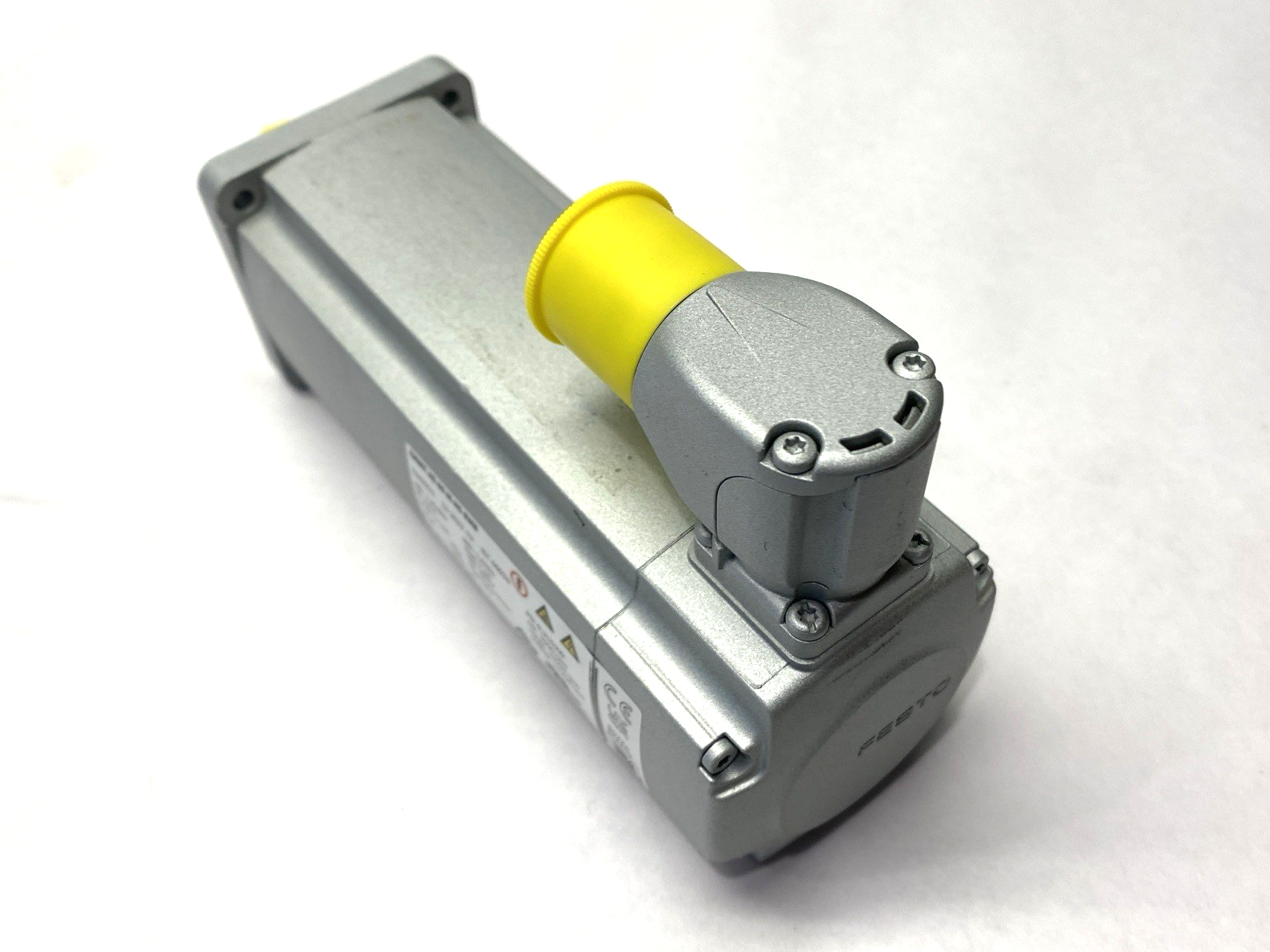 EMMT-AS-60-M-HS-RMB, 5242211 | Festo EMMT-AS-60-M-HS-RMB Servo Motor 5242211 680V 310W - New – Open box - Maverick Industrial Sales