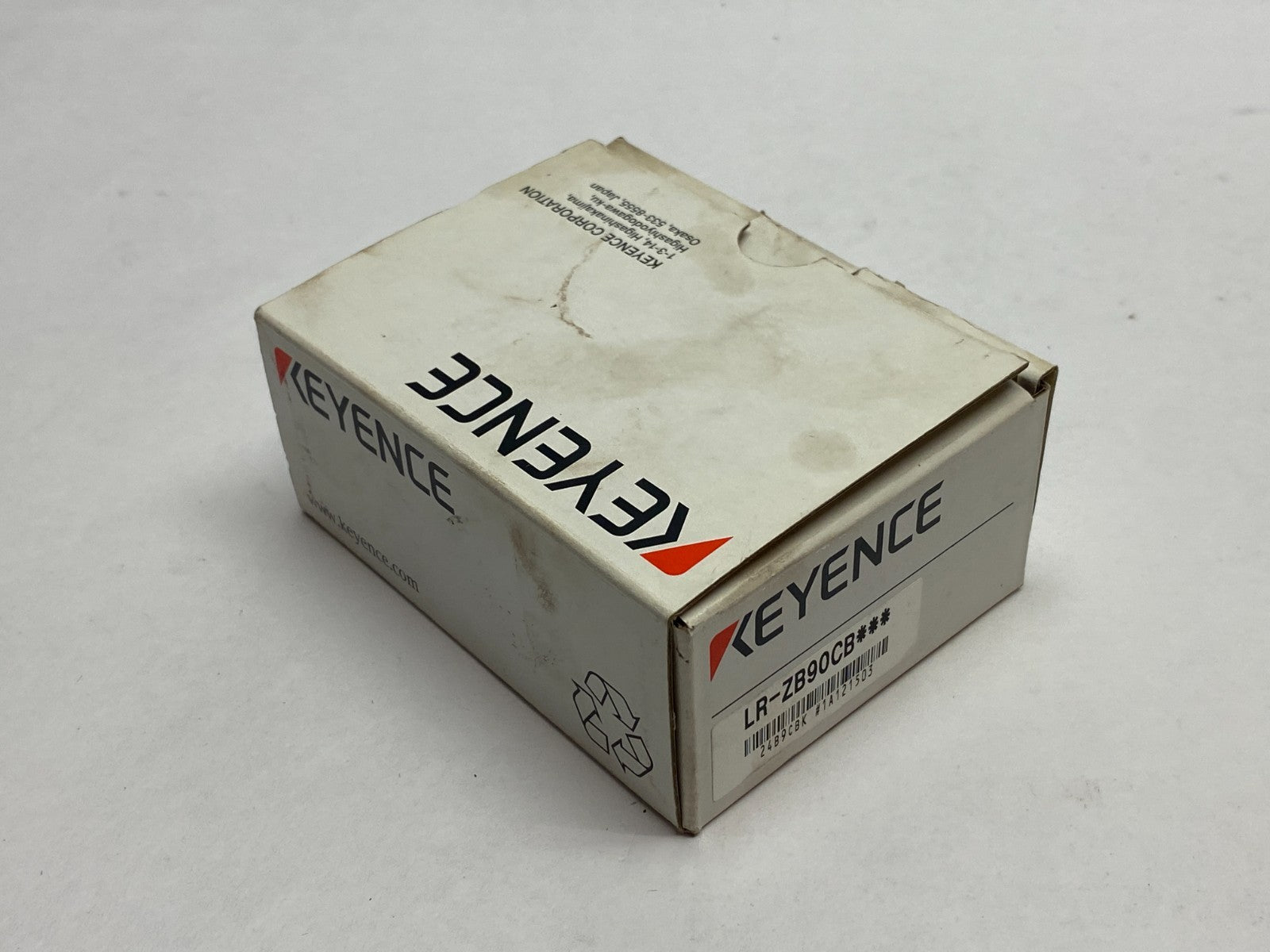 Keyence LR-ZB90CB Self-Contained Distance Based CMOS Laser Sensor 90mm M12 Conn. - Maverick Industrial Sales