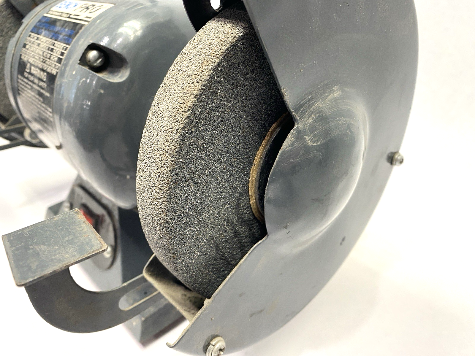 BG6 | Bench Pro Electric Bench Grinder 6" 3450RPM DAMAGED & MISSING EYE SHIELDS - Used - Maverick Industrial Sales