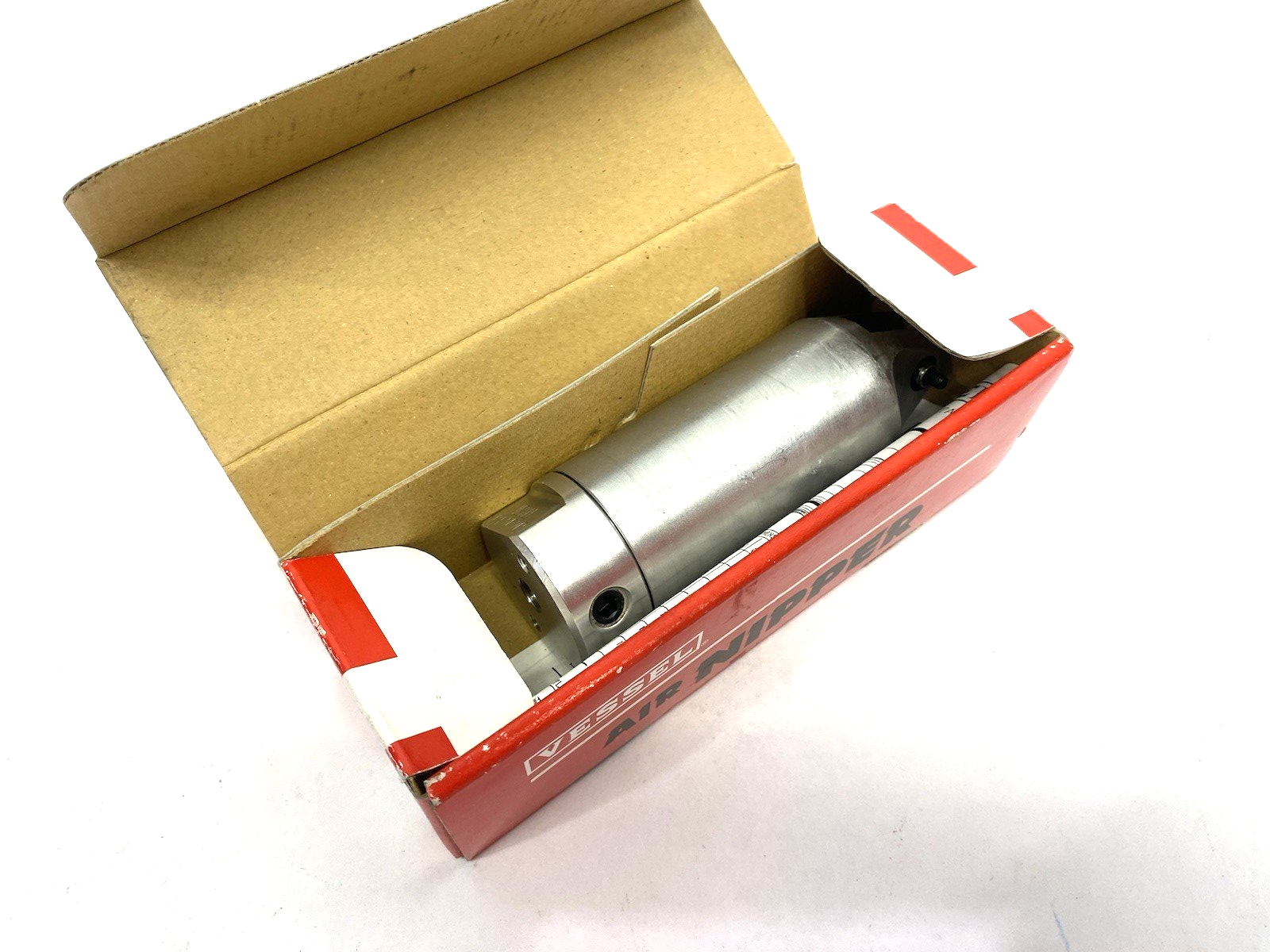 GT-NR20 | Vessel Hand Held Air Nipper - Used - Maverick Industrial Sales