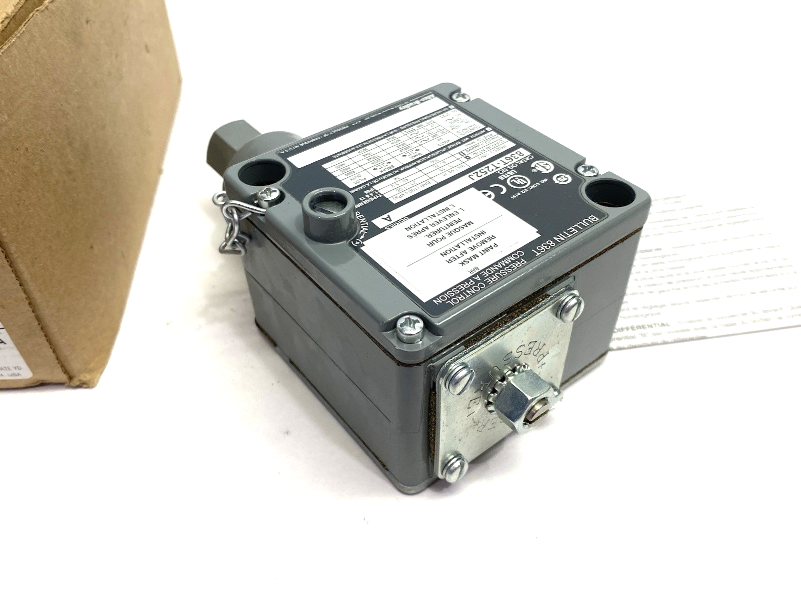 836T-T252J | Allen Bradley Ser. A Electro-Mechanical Pressure Control Switch - New – Open box - Maverick Industrial Sales