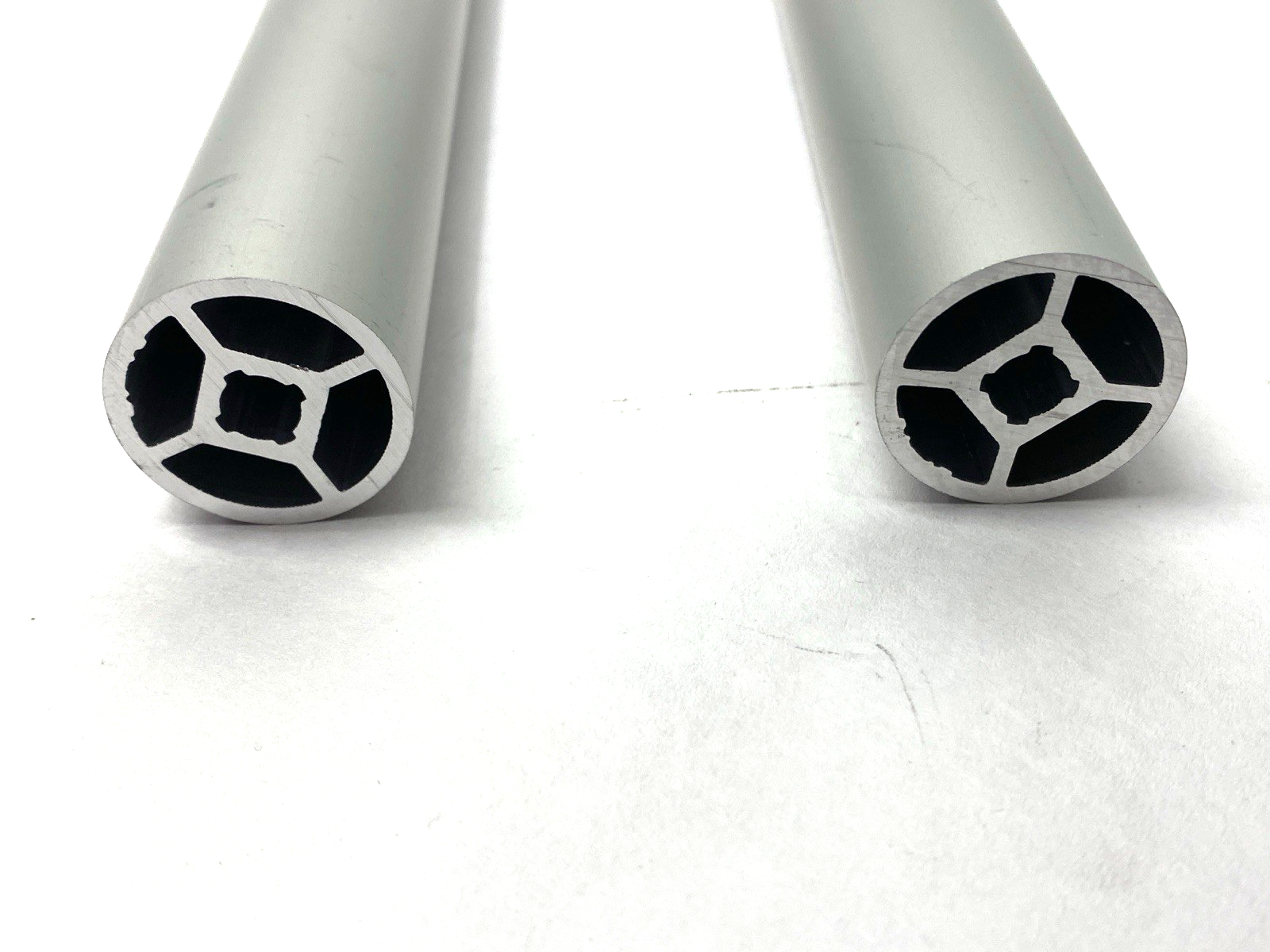 3842993317 | Rexroth Aluminum Round Strut Round Tube D28 224mm L30-6000 LOT OF 2 - New Other - Maverick Industrial Sales