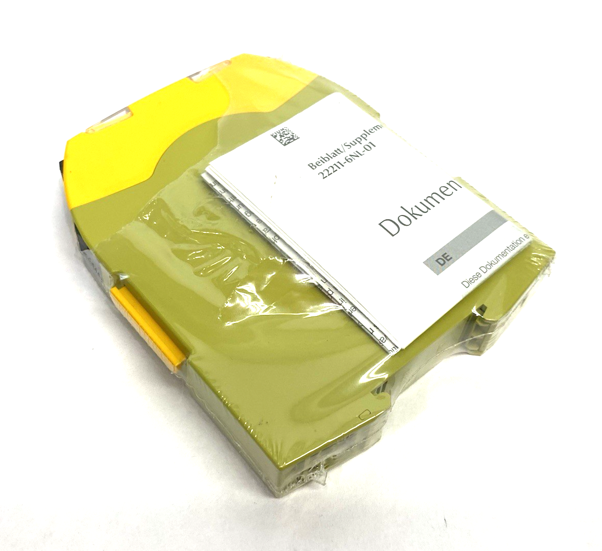 750107 | Pilz Sigma Contact Expansion Safety Relay PNOZ s7 24VDC 4 n/o 1 n/c - New – Open box - Maverick Industrial Sales