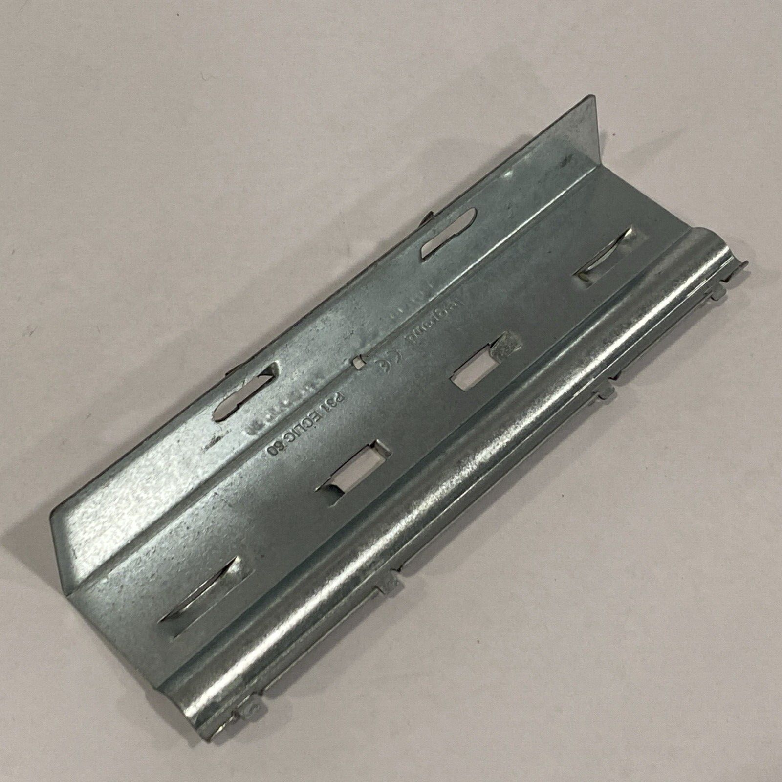 Legrand 480221 Cable Support Connection Piece P31 ECLIC 60 GS/PG/Z LOT OF 8 - Maverick Industrial Sales