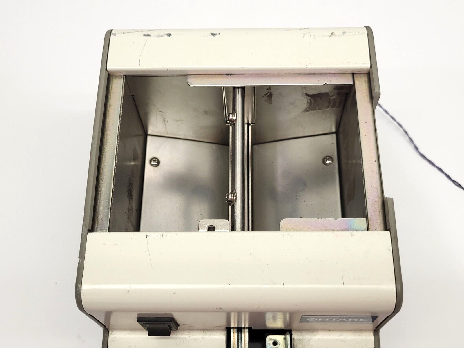 Ohtake NJR-23 Automatic Screw Feeder - Maverick Industrial Sales