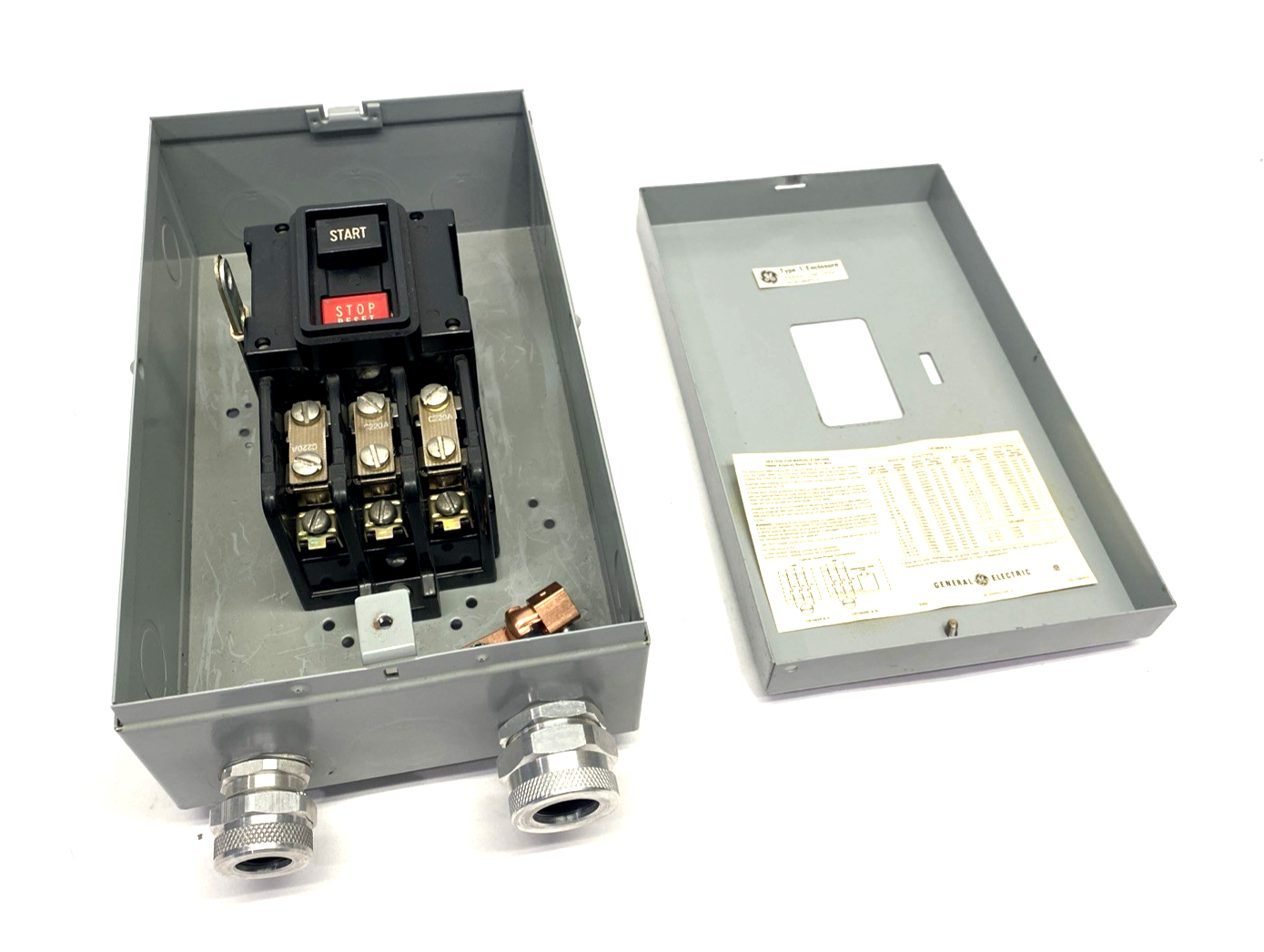 CR1062R2B | General Electric Manual Motor Starter & Enclosure 3-Pole 600VAC - For parts or not working - Maverick Industrial Sales