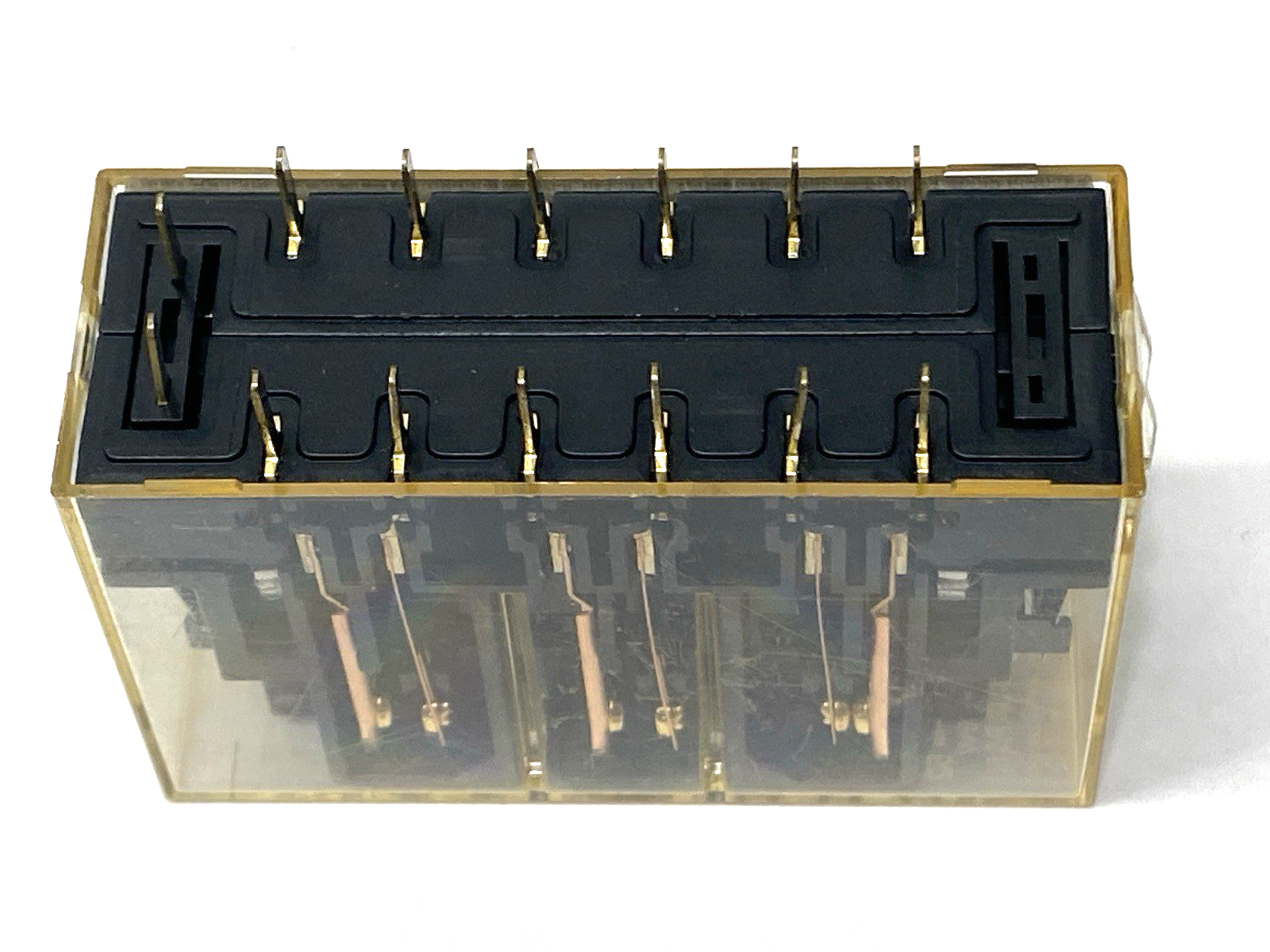 G7S-4A2B-E | Omron Safety Relay 24V 10A - Used - Maverick Industrial Sales