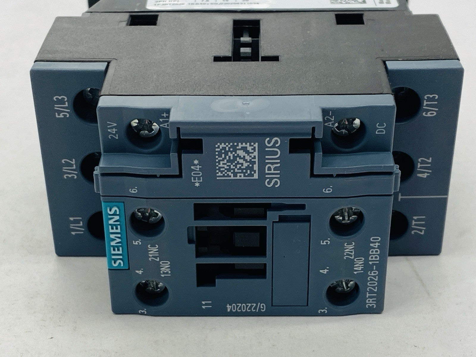 Siemens 3RT2026-1BB40 Power Contactor 3-Pole 25A 11kW 400V 24VDC - Maverick Industrial Sales