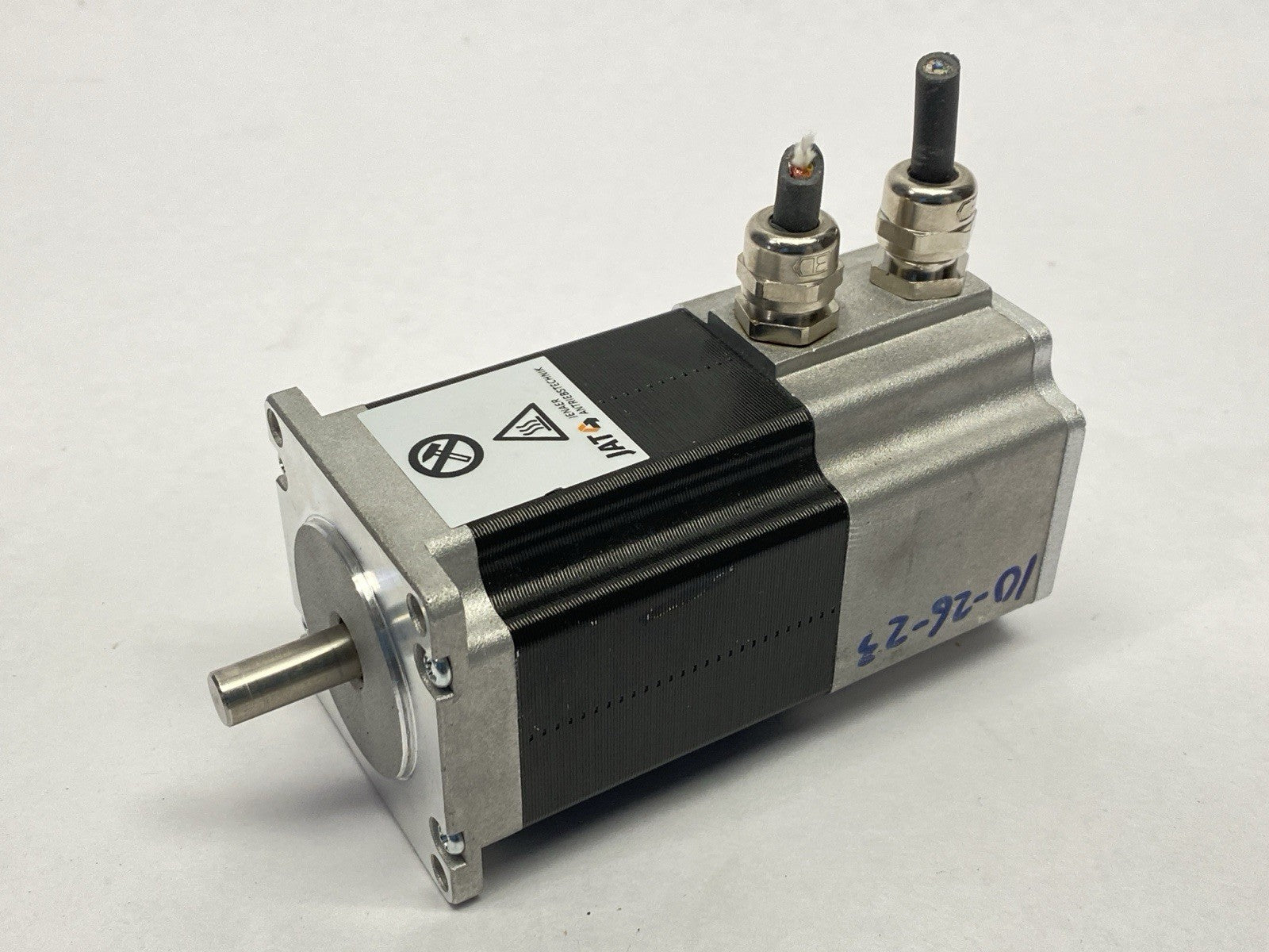 23S31-0650-805L7-55(200) | Jenaer Antriebstechnik Servo Motor 2-Phase 3000RPM 72W - For parts or not working - Maverick Industrial Sales