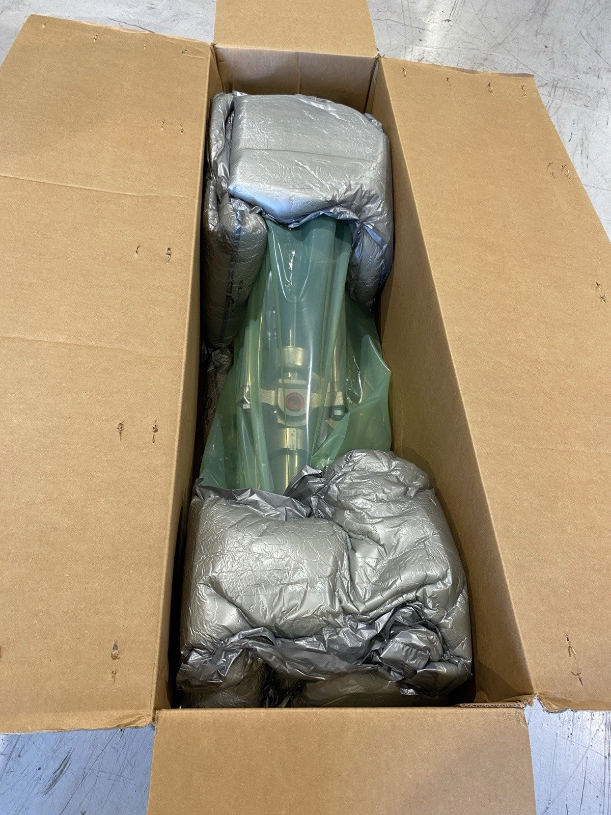 Graco P23LCS Check Mate Pump 23:1 2200/200 C8 SD - Maverick Industrial Sales