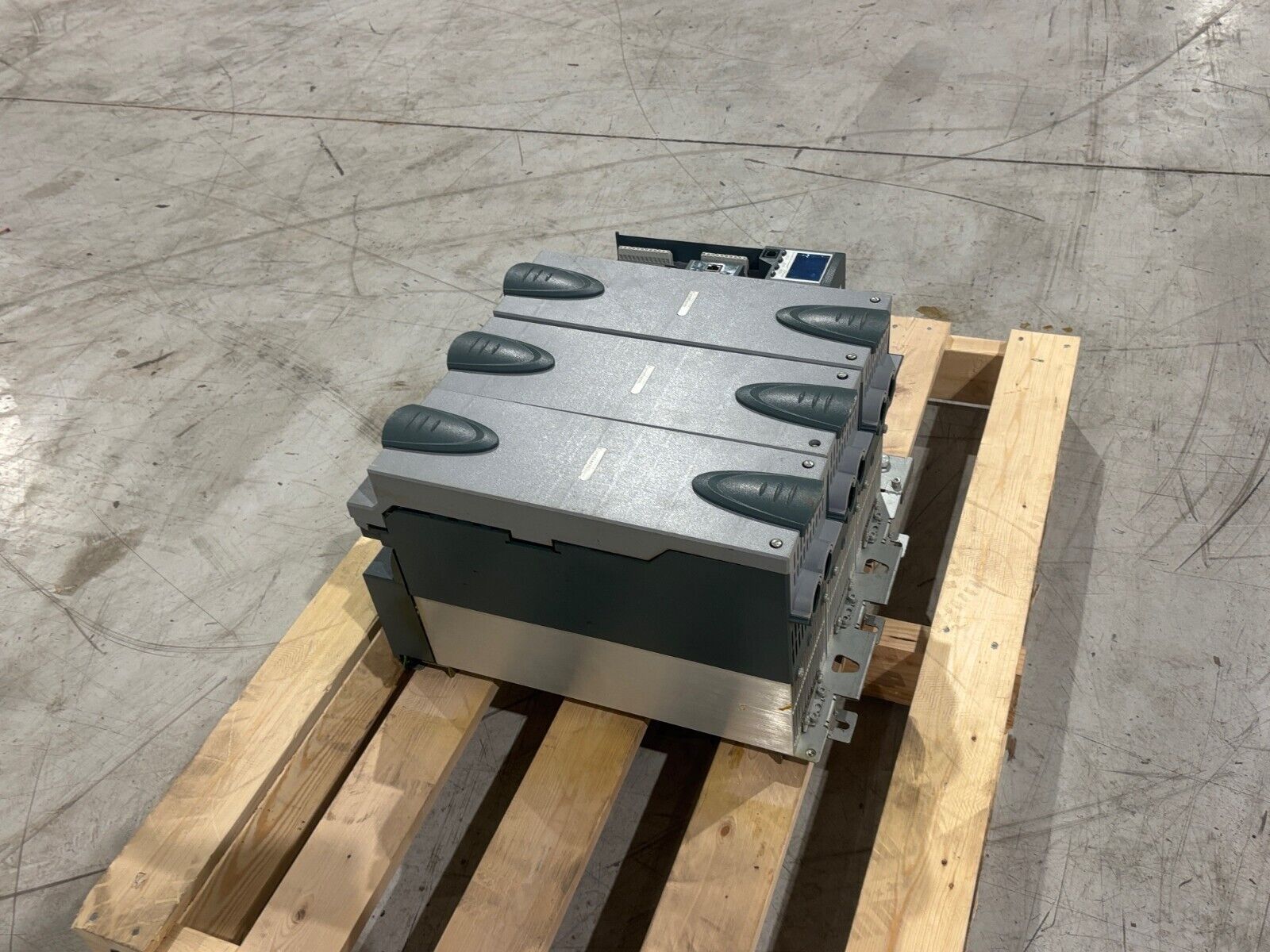 Eurotherm Epower 3PH-500A / 600V / 115V, 500 AMP, SCR Power Controller Rectifier - Maverick Industrial Sales