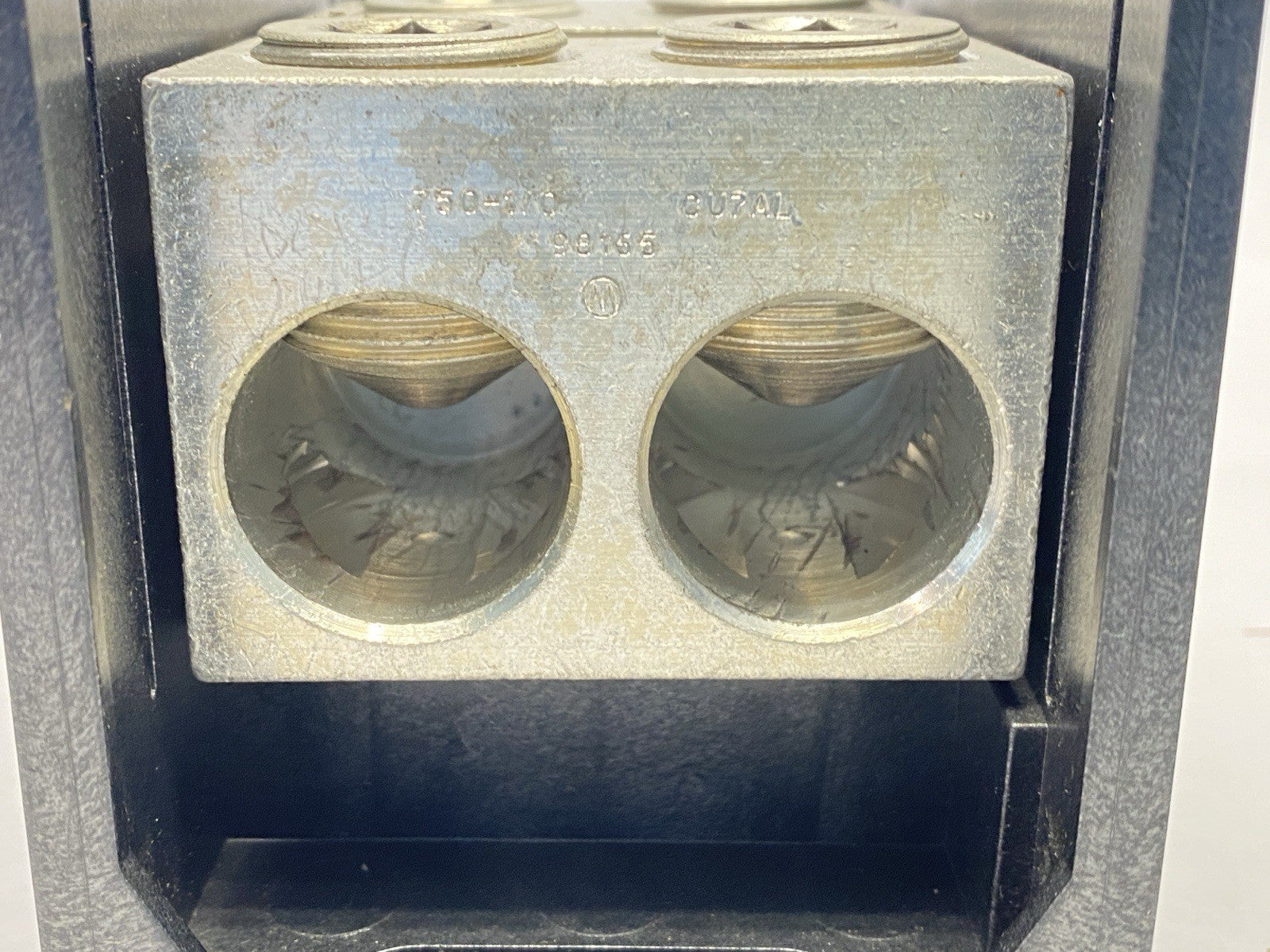 Marathon 1351702CH Power Distribution Block 950A 600V - Maverick Industrial Sales