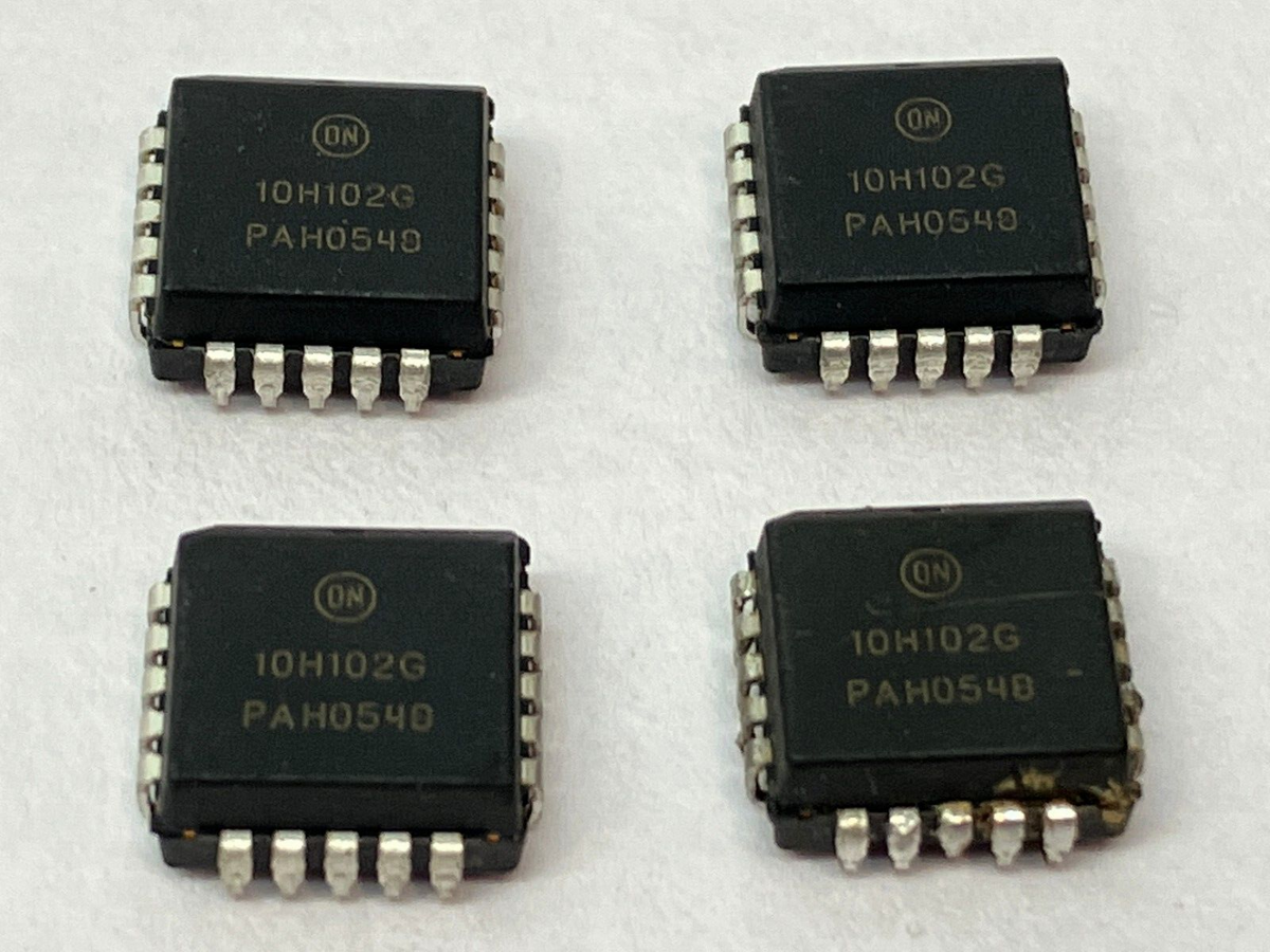 10H102G | ON Semiconductor Quad 2-Input NOR Gate LOT OF 4 - New – Open box - Maverick Industrial Sales