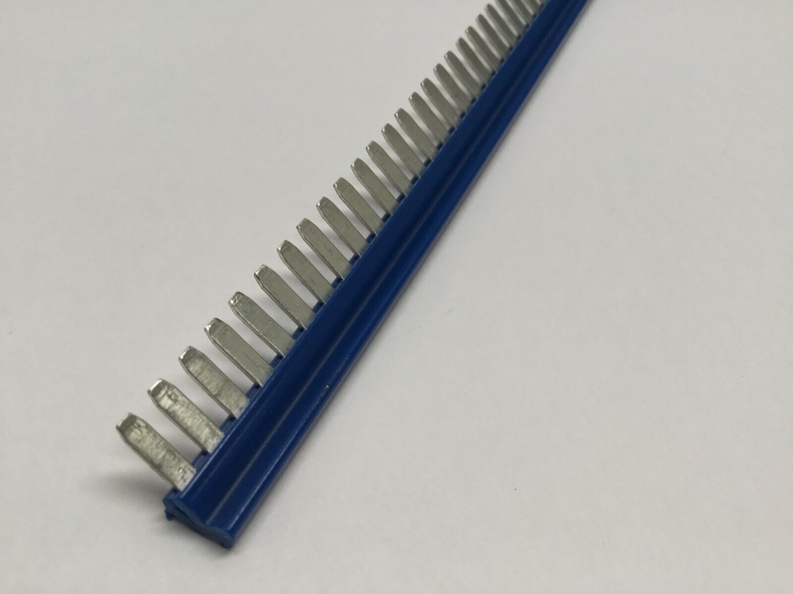 Phoenix Contact FBSTB 80-ZDIK BU Plug-In Bridge 3006577 - Maverick Industrial Sales