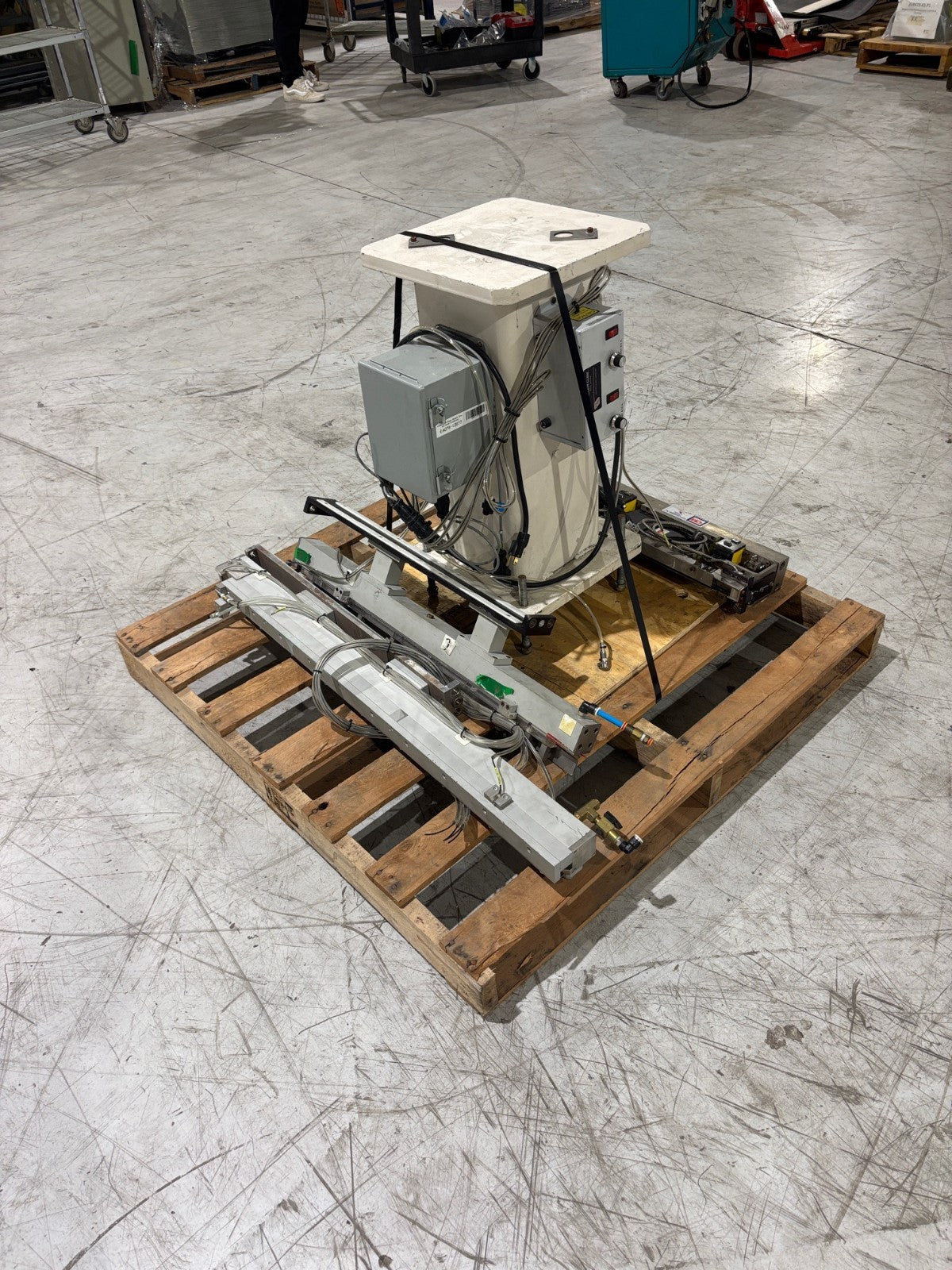 Misc. Lot | Fortville / Carter Inline Vibratory Feeders & Rodix Feeder Cube Plus Control LOT - Used - Maverick Industrial Sales