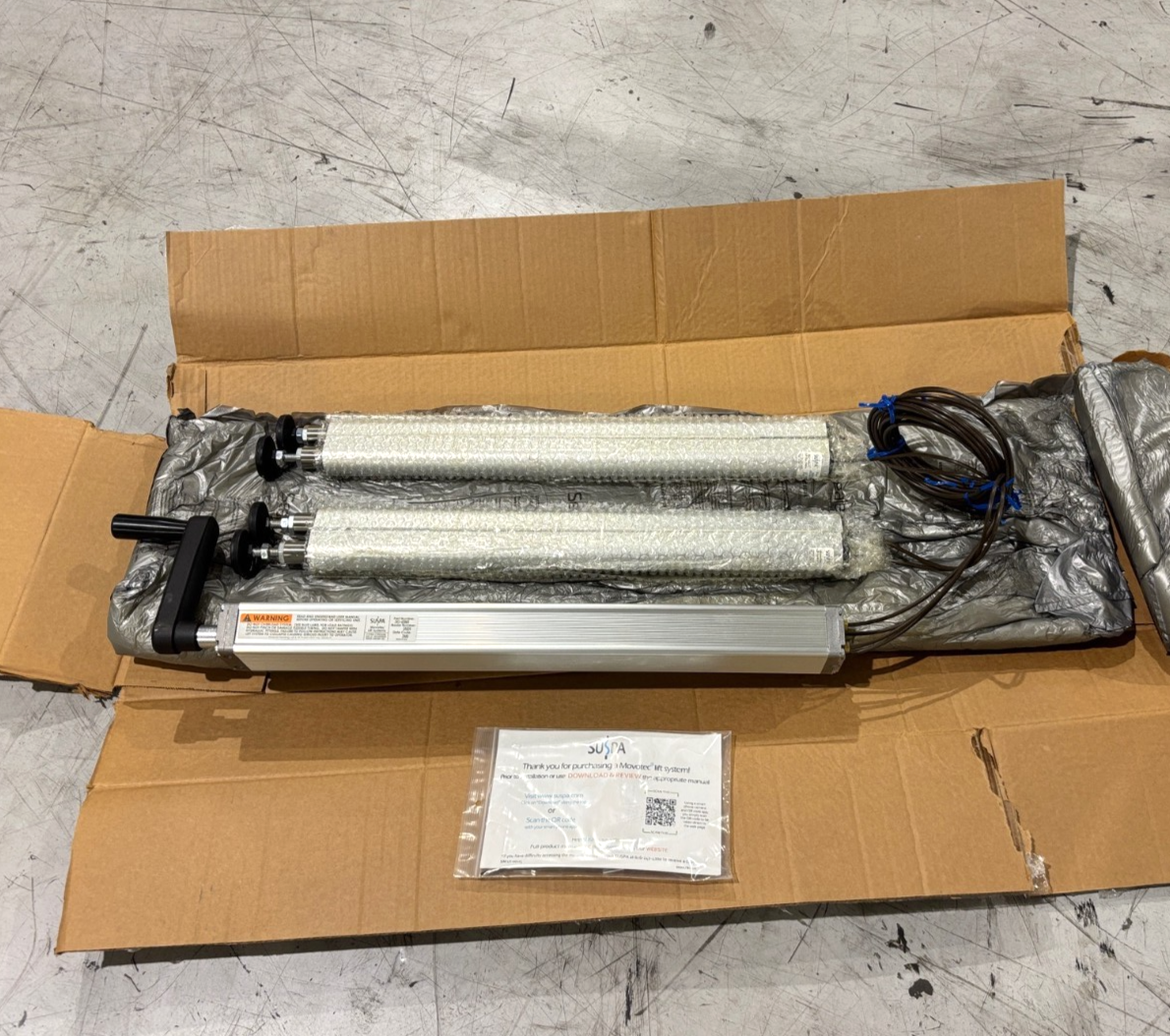 Suspa Movotec Lift Systems MLS-00004, 4Q8-B4400-C01-G1, Bolt-On, Crank, 400mm - Maverick Industrial Sales