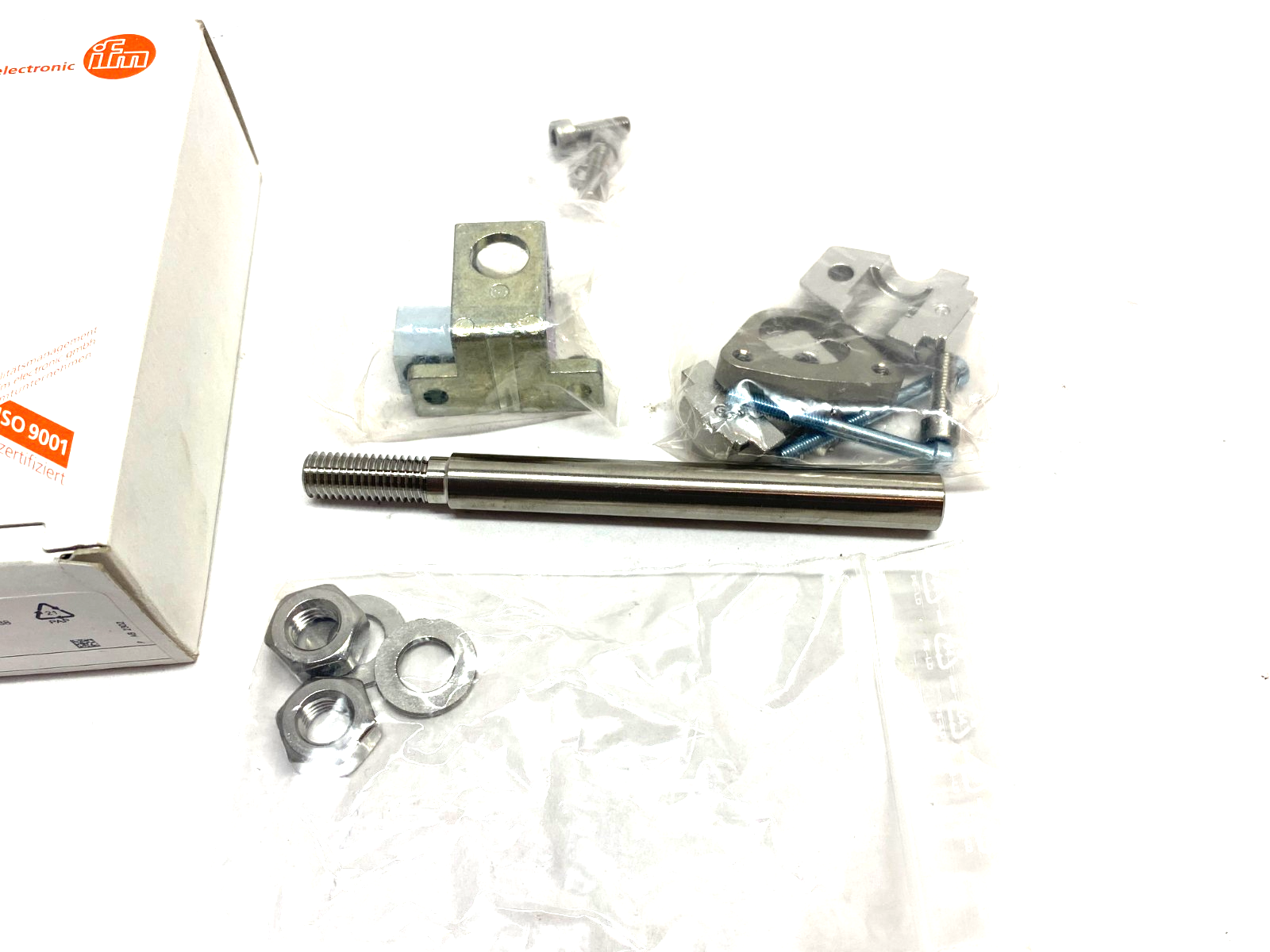 Ifm E21079 Mounting Bracket Set SET E2D101+E20951+E20938 - Maverick Industrial Sales