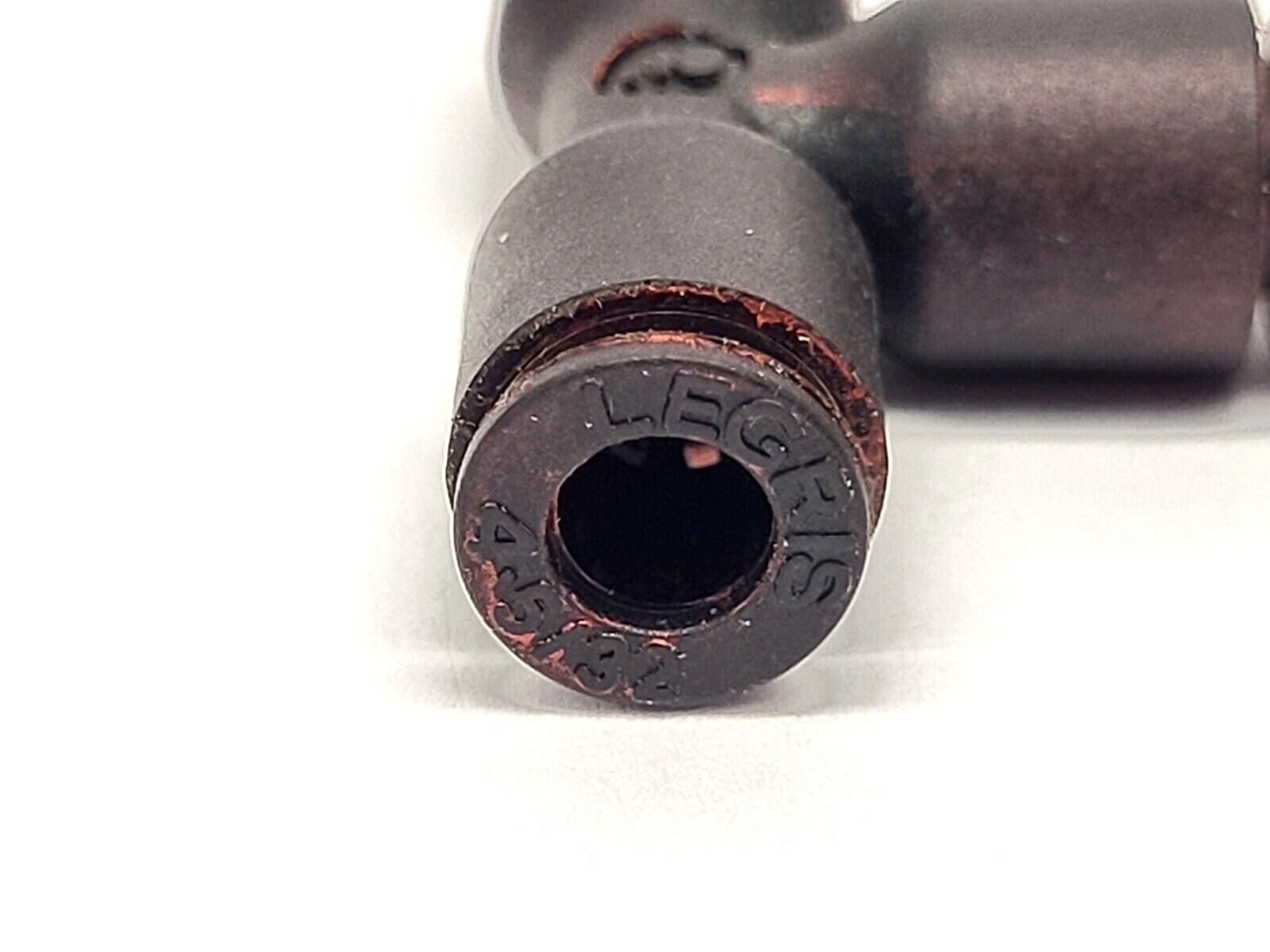 Legris 3104 12 10 Union Tee 5/32" Push-to-Connect Tube Fitting LOT OF 2 - Maverick Industrial Sales