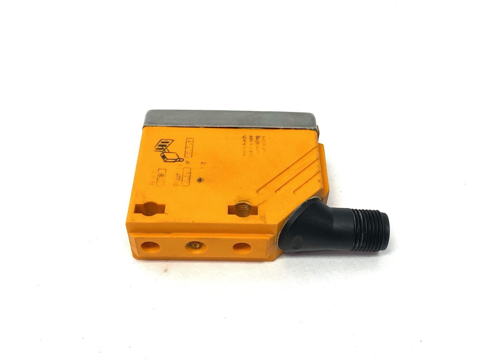 O5C500 | Ifm Rectangular Color Recognition Sensor O5C-MAKG/US100 - Used - Maverick Industrial Sales