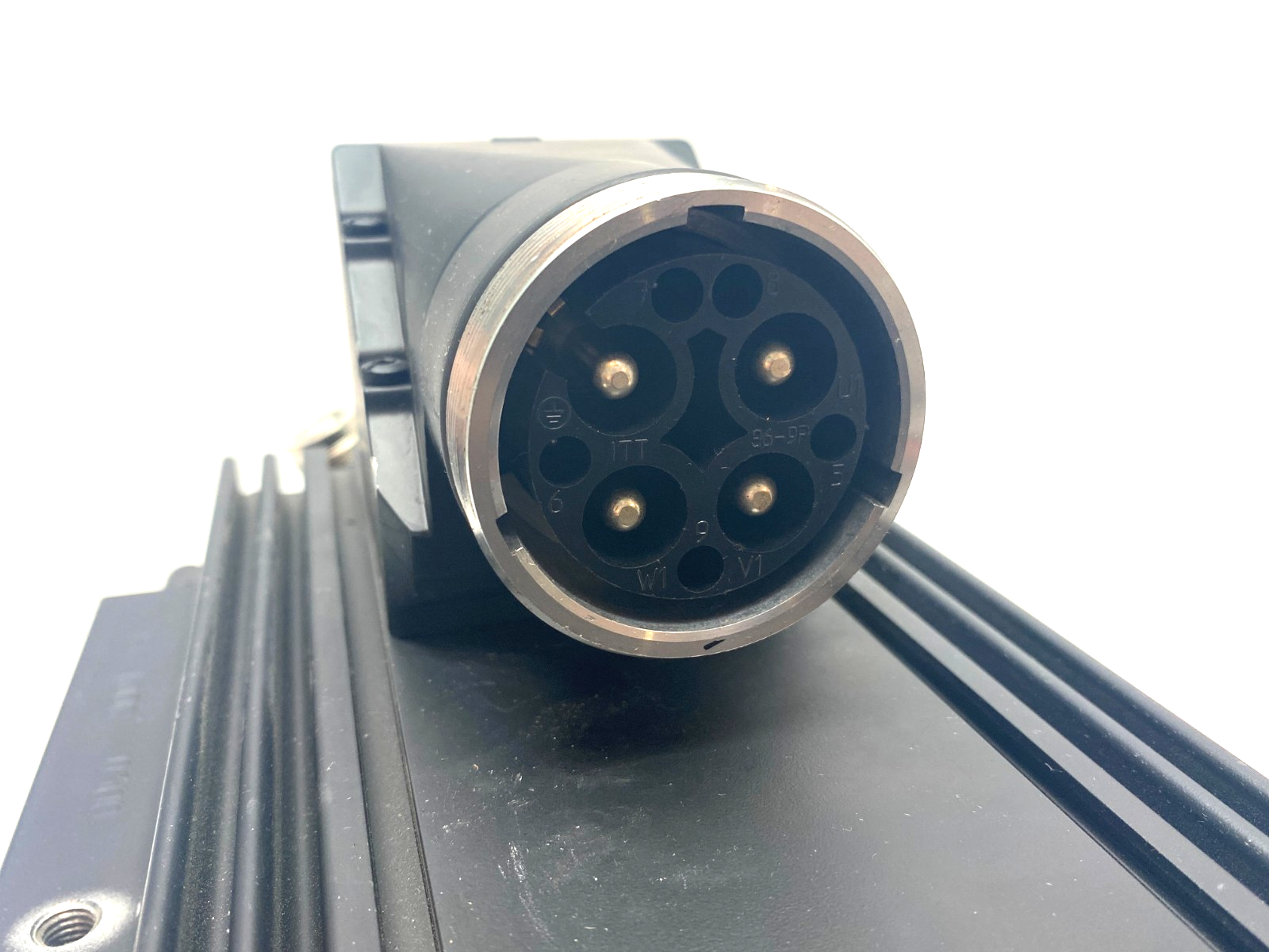 Rexroth R911311853 Synchronous Servo Motor MSK100C-0300-NN-M1-AG2-NNNN - Maverick Industrial Sales