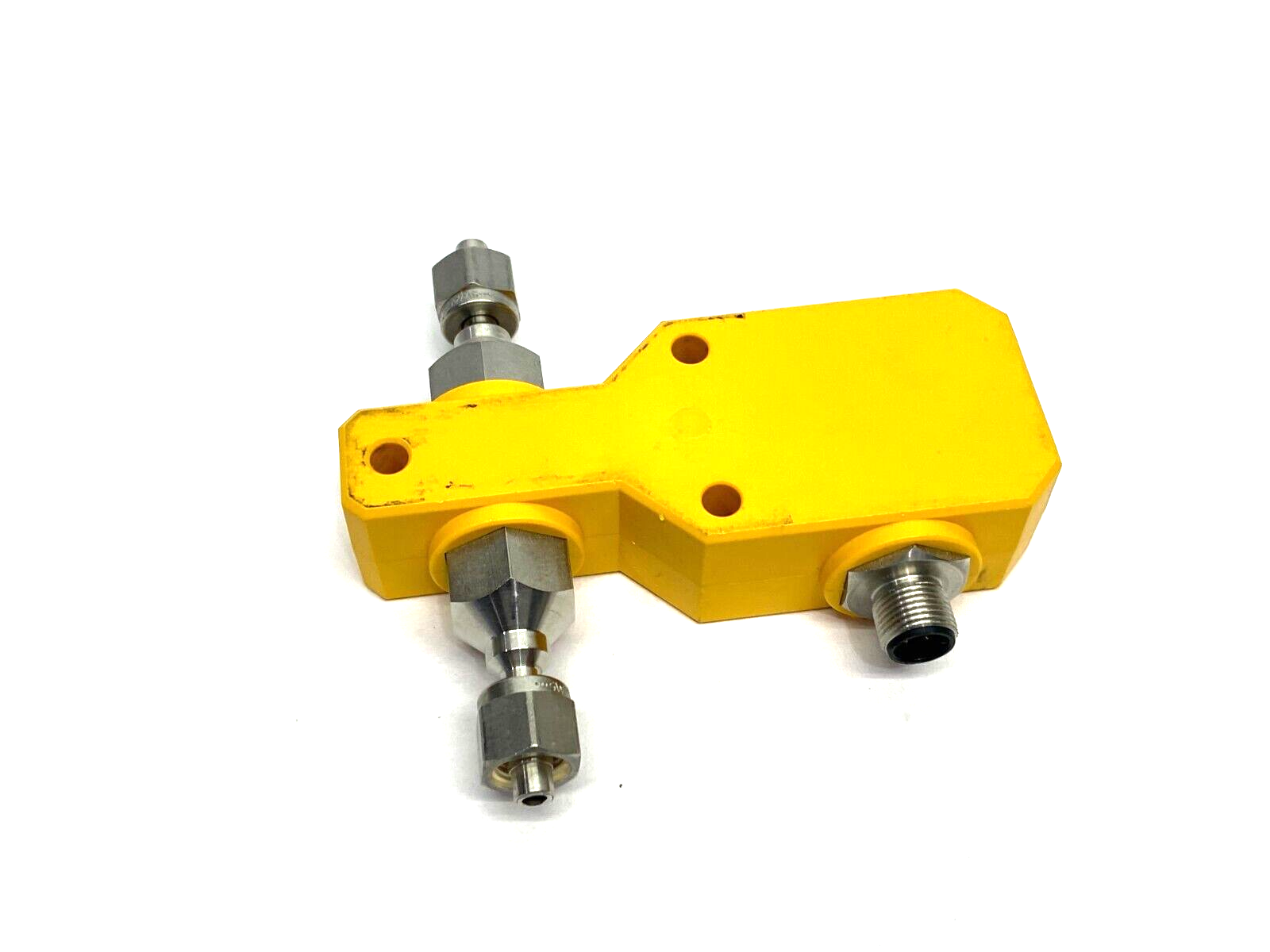 Turck FCI-1/4TCD04A4P-AP8X-H1141 Flow Monitoring Inline Sensor 6870823 - Used - Maverick Industrial Sales