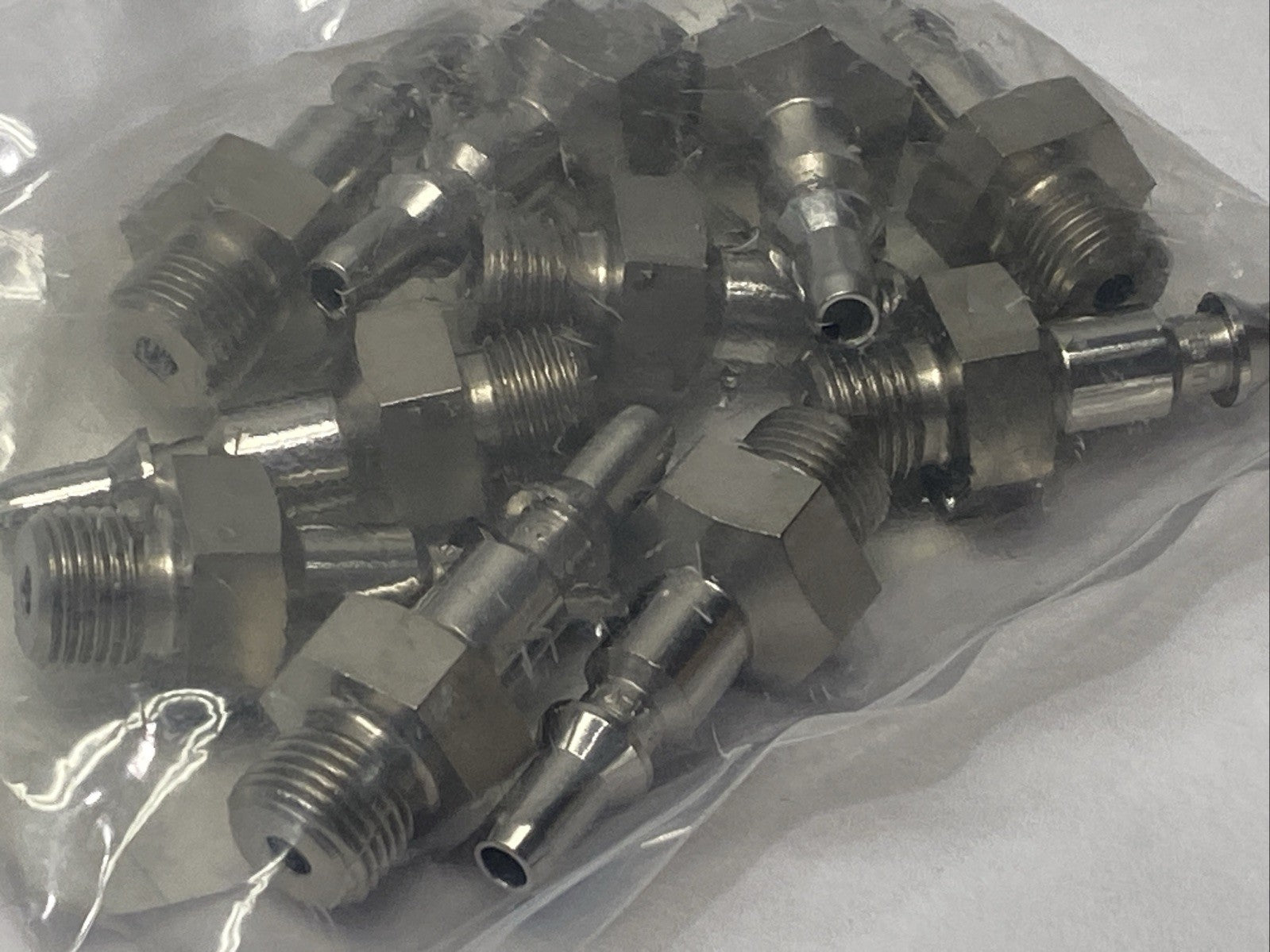 Staubli RBE03.6150 Quick Release Fitting 1/4" NPT LOT OF 10 - Maverick Industrial Sales