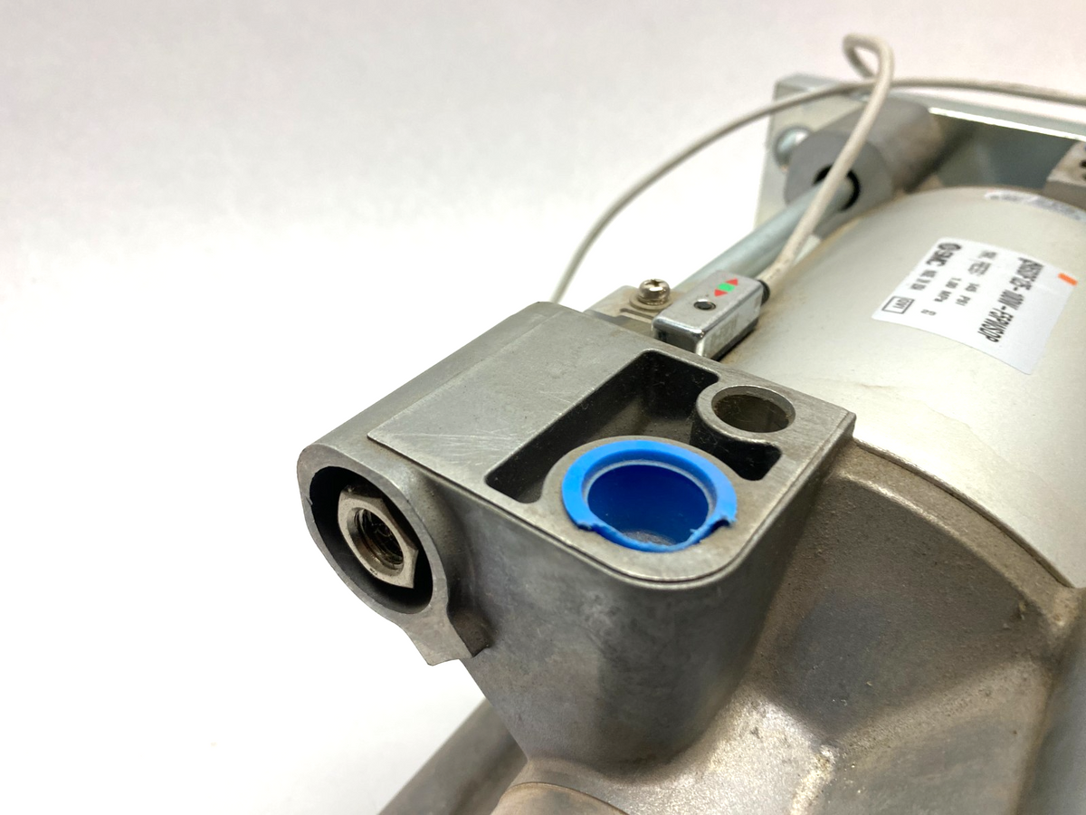C96DF125-100W-F5PWSDP | SMC Rod End Double Acting Cylinder 125mm Bore 100mm Stroke - Used - Maverick Industrial Sales