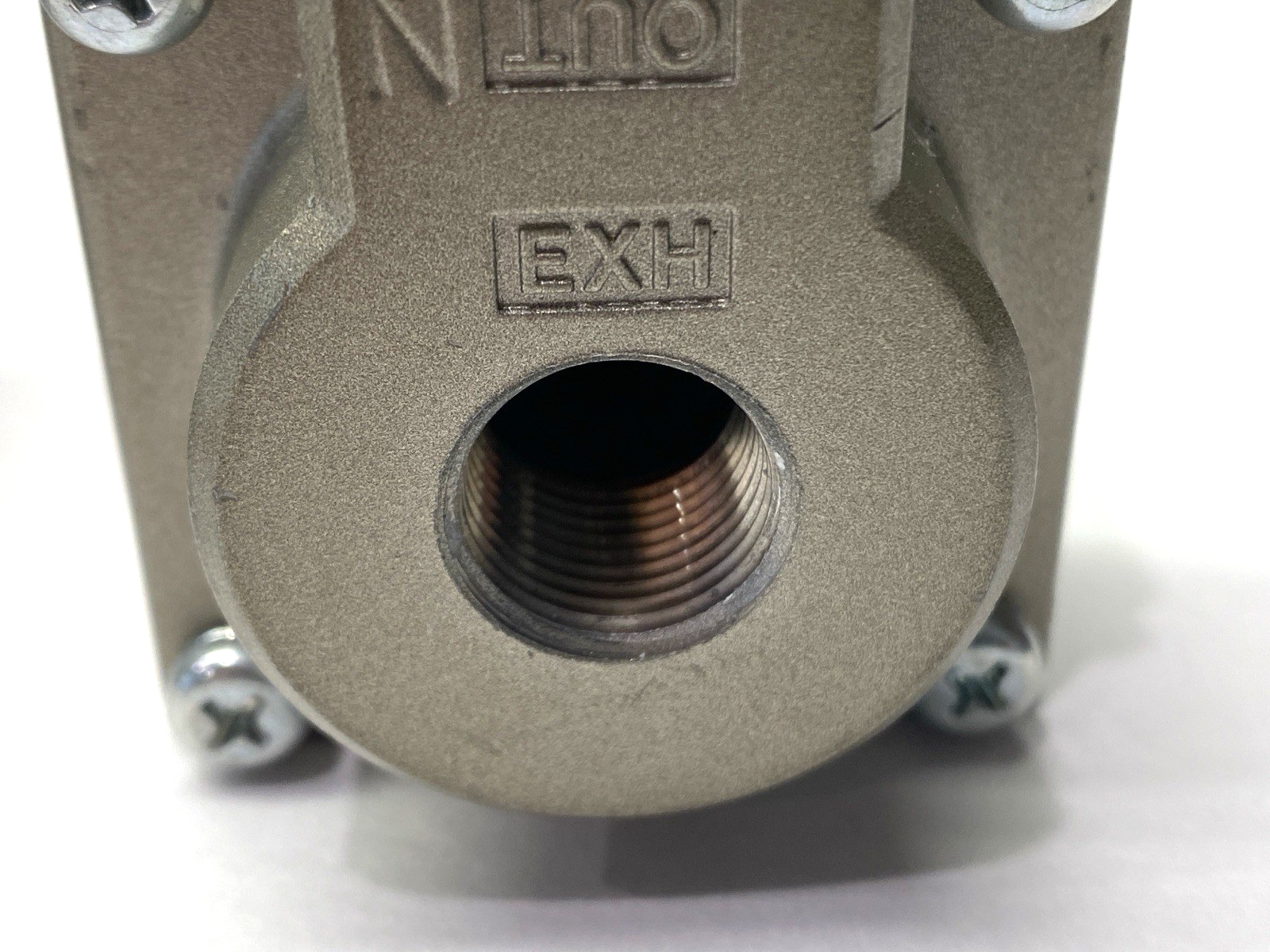 AQ3000-N03 | SMC Pneumatic Quick Exhaust Valve 3/8" NPT LOT OF 2 - Used - Maverick Industrial Sales