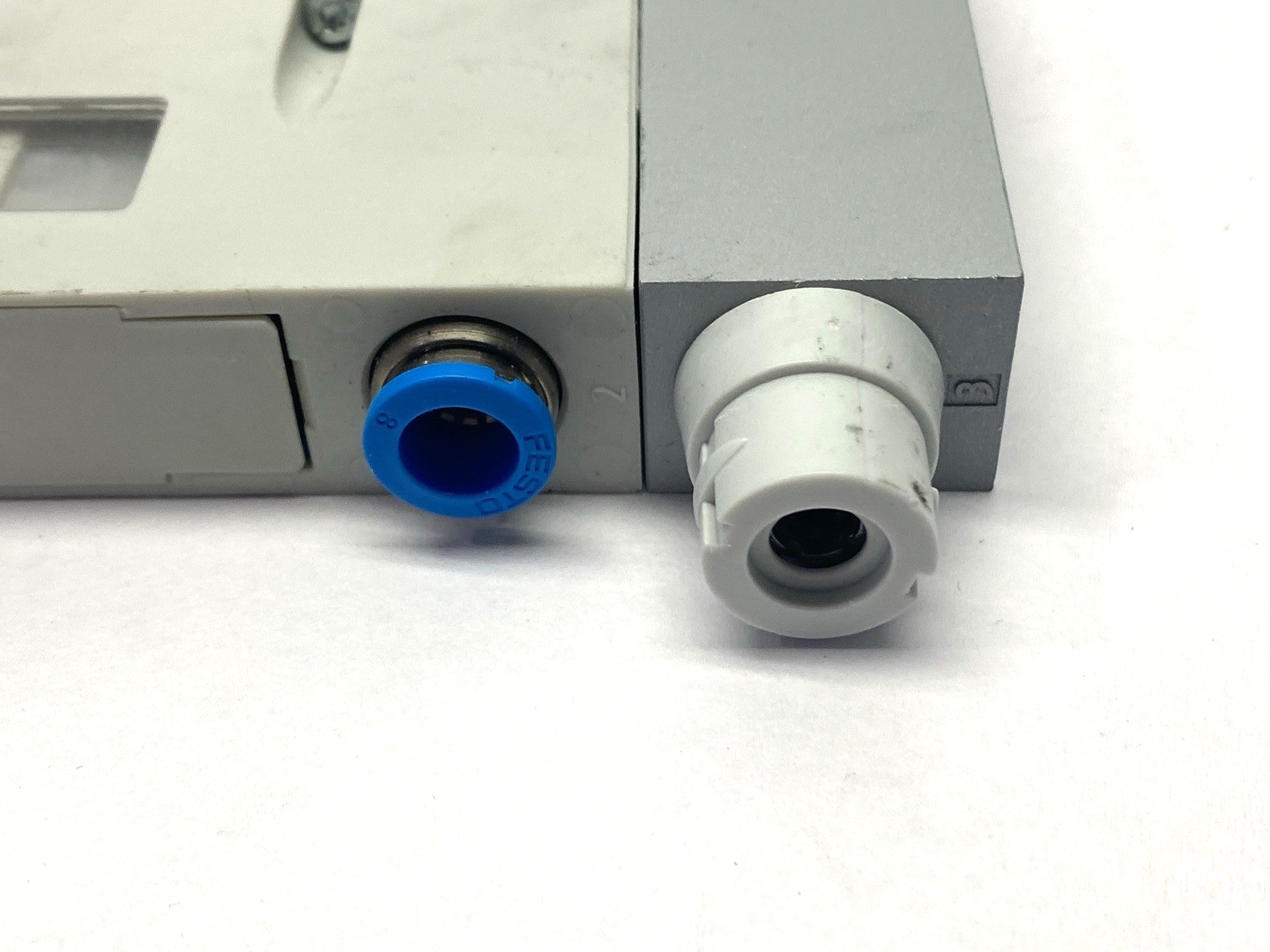 Festo OVEM-10-L-B-QO-CE-N-LK Vacuum Generator 539074 24V - Maverick Industrial Sales