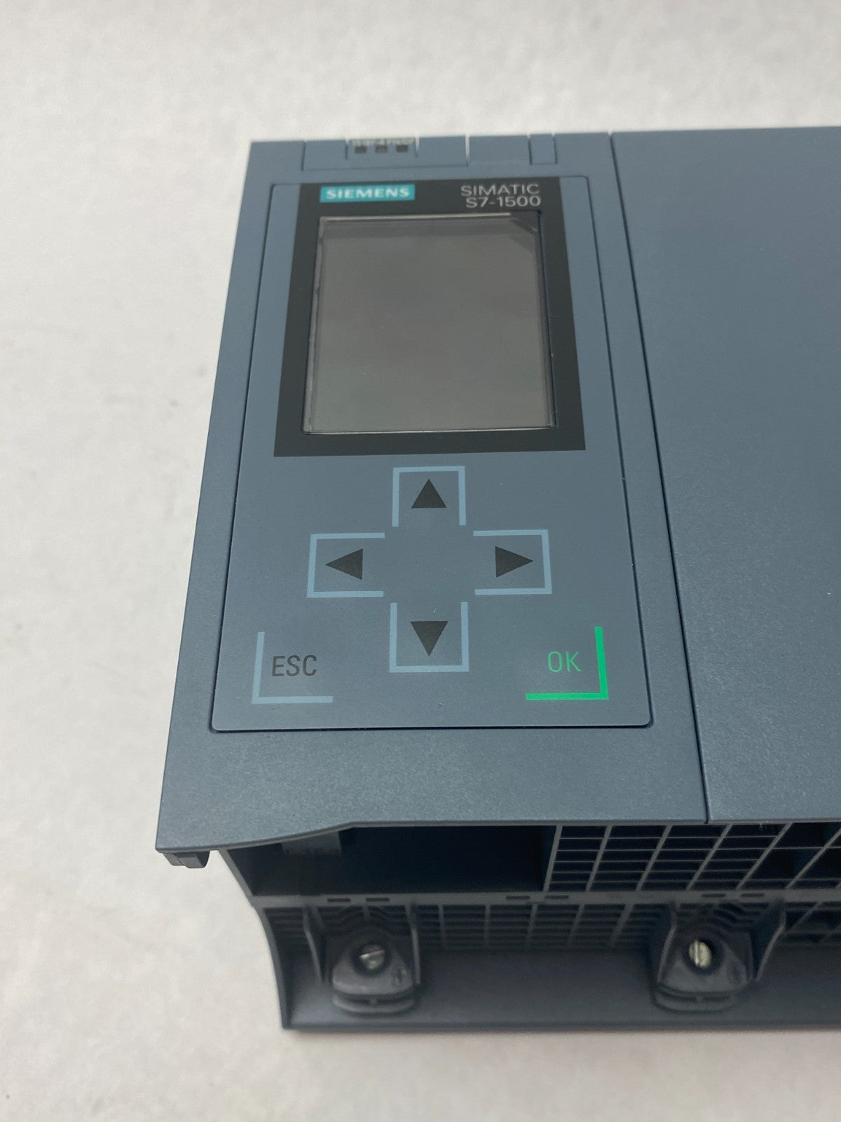 Siemens 6ES7 518-4FP00-0AB0 SIMATIC S7-1500 CPU Unit 1518F-4 PN/DP - Maverick Industrial Sales