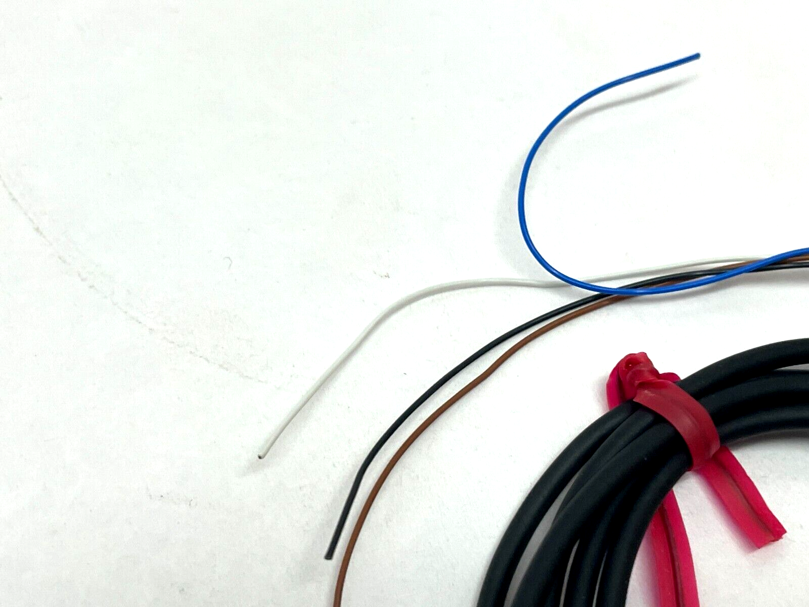 PM-L25-P | Panasonic U-shaped Micro Photoelectric Sensor 6mm Sensing Range - New – Open box - Maverick Industrial Sales