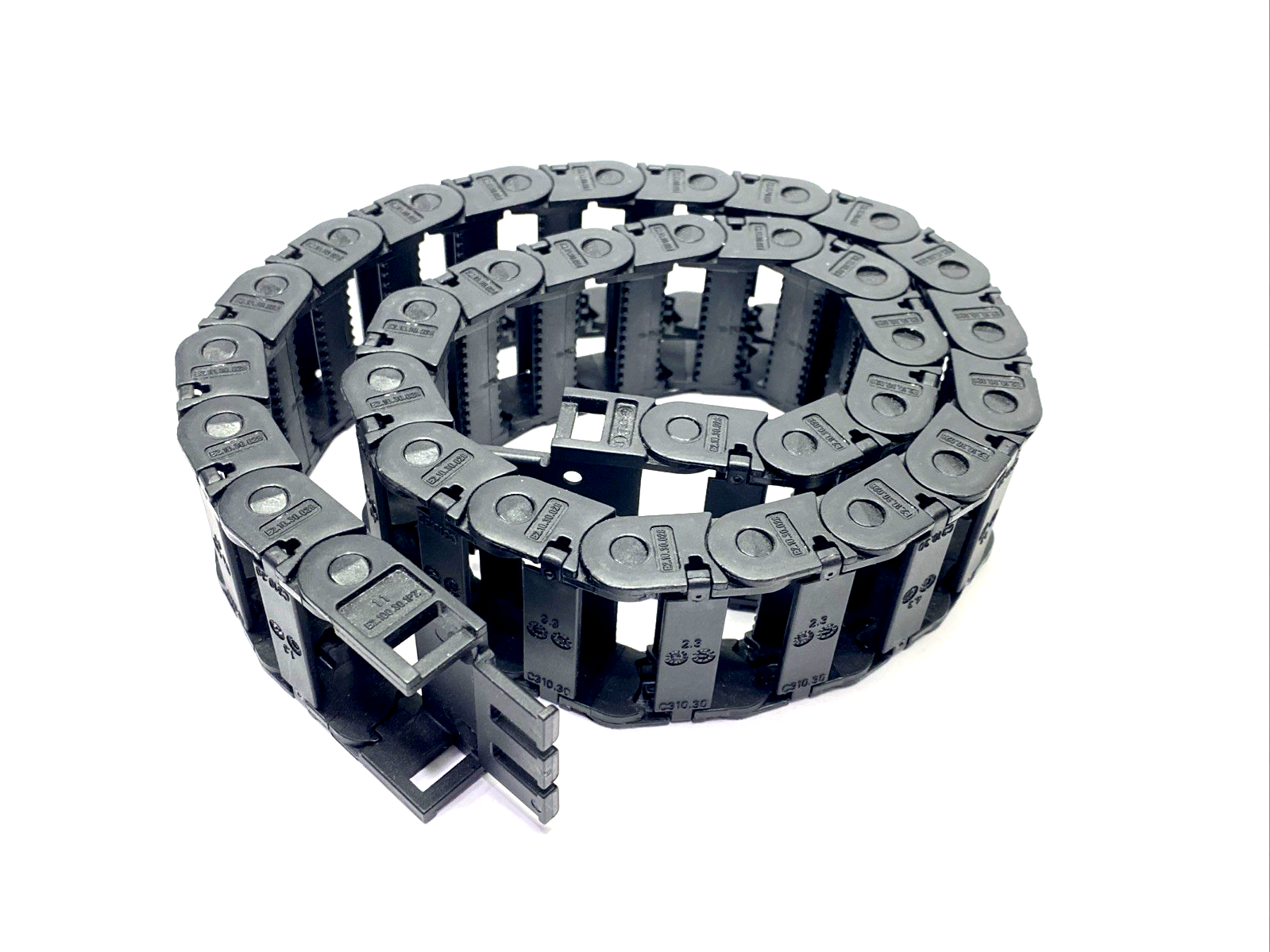Igus E2-10-30-028-0 E-Chain Cable Carrier 31 Links, 27" Length w/ Mounting Links - Maverick Industrial Sales
