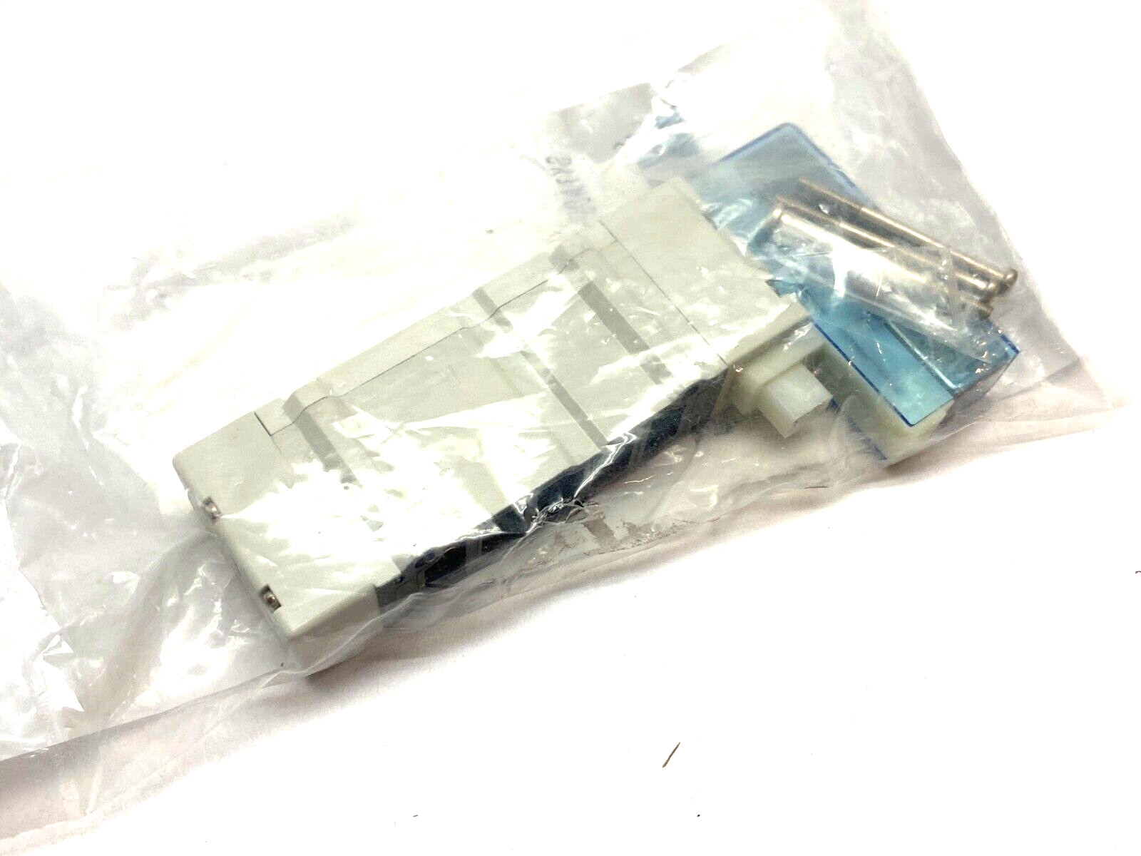 SMC SY7A00-5U1-NA Solenoid Valve 4/5-Port - Maverick Industrial Sales