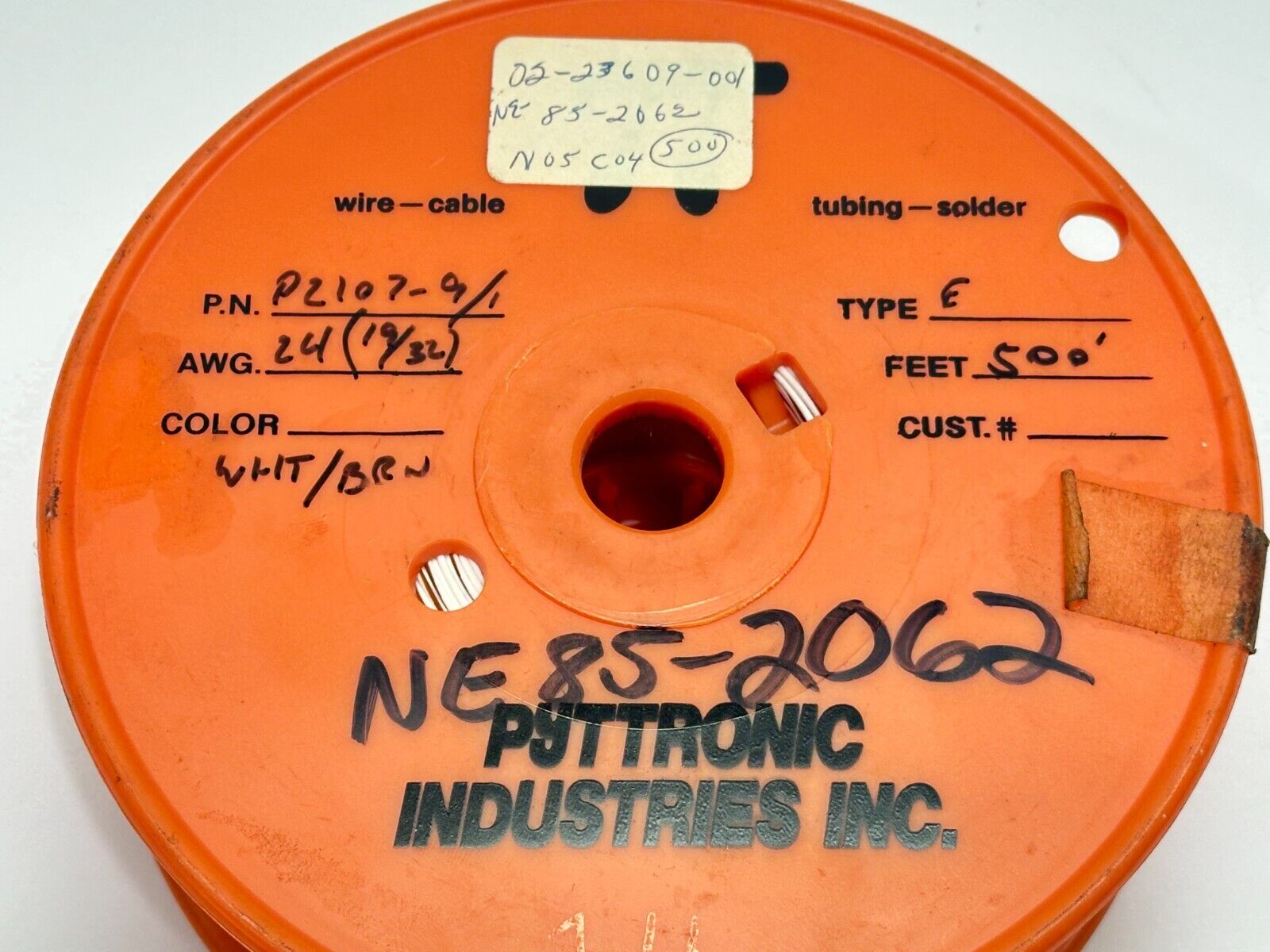 Pyttronic Industries P2107-9/1 Hook-Up Wire Type E 24 AWG White/Brown 1lb Spool - Maverick Industrial Sales