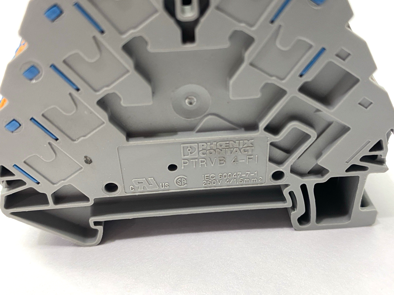 PTRVB 4-FI /BU | Phoenix Contact Potential Distributors 3270221 LOT OF 10 - Used - Maverick Industrial Sales