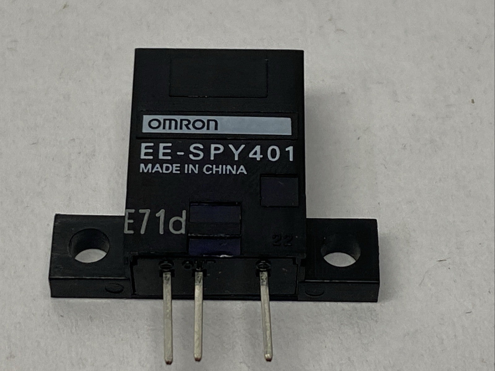 Omron EE-SPY401 Micro Photoelectric Sensor - Maverick Industrial Sales