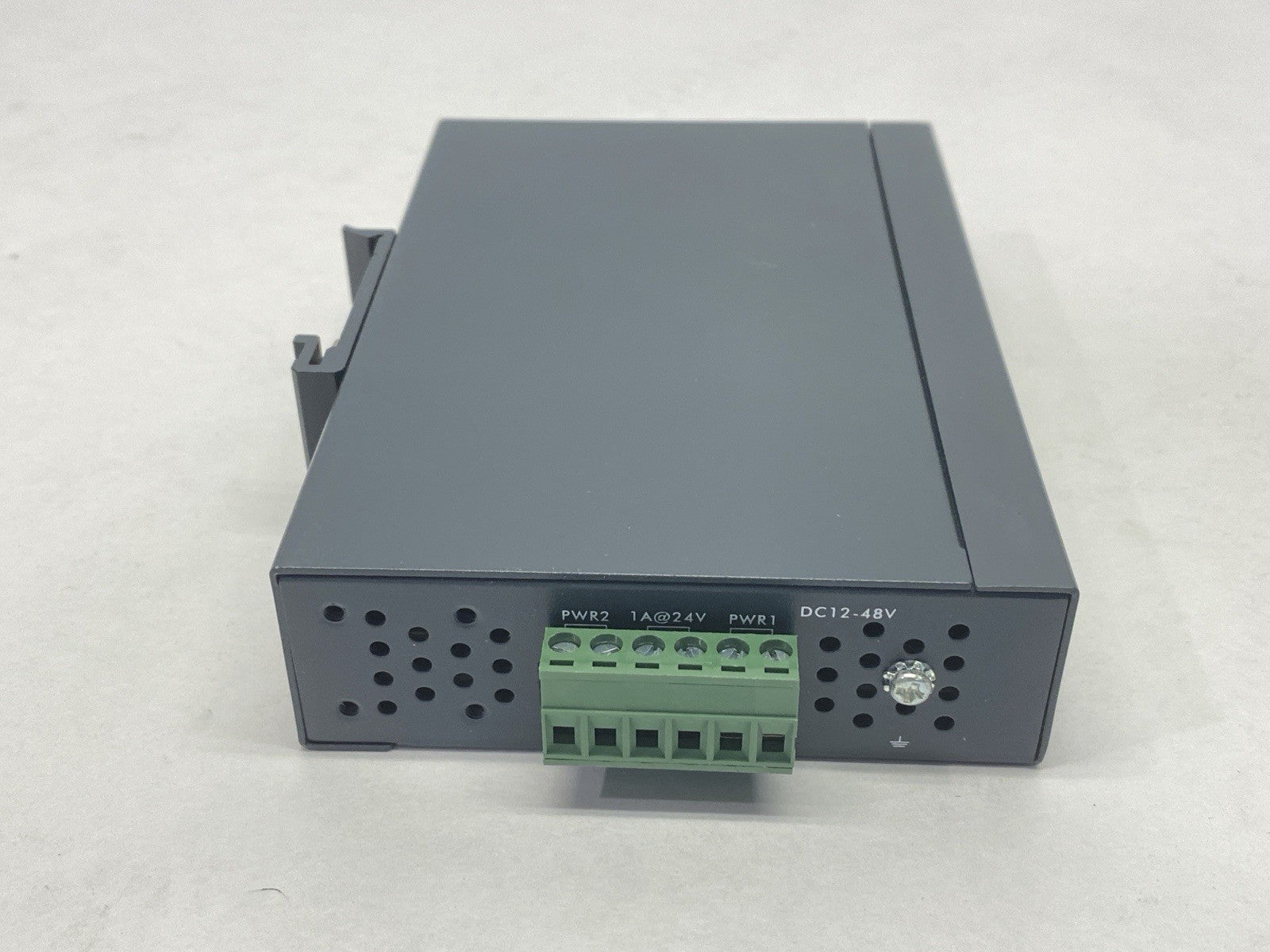 EKI-2725-CE | Advantech Industrial Ethernet Switch 5-Port 1.5A 12-48VDC EKI-2725 - New – Open box - Maverick Industrial Sales
