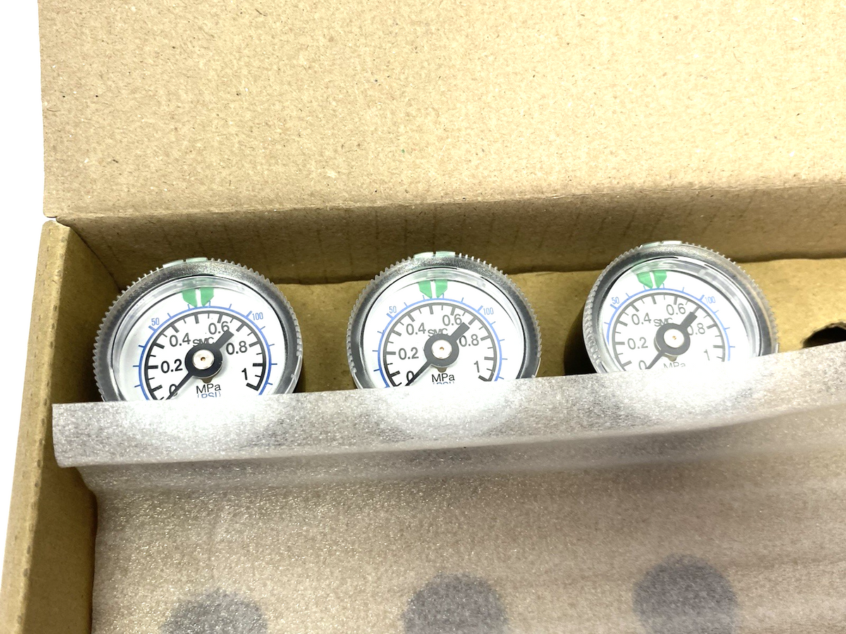 SMC G36-P10-N01-X30 Pressure Gauge 1/8" Rear LOT OF 3 - Maverick Industrial Sales