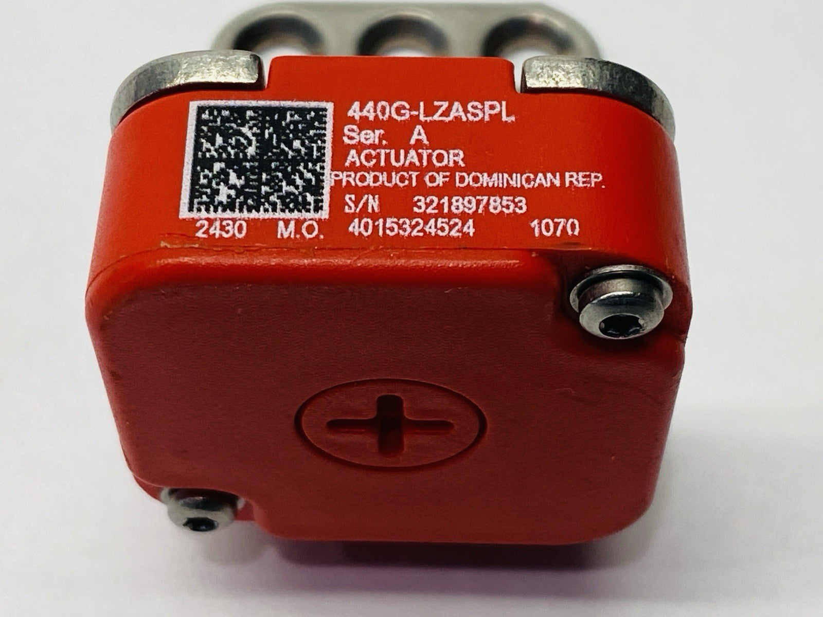 Allen Bradley 440G-LZASPL Ser A Safety Switch Actuator w/ Bracket - Maverick Industrial Sales