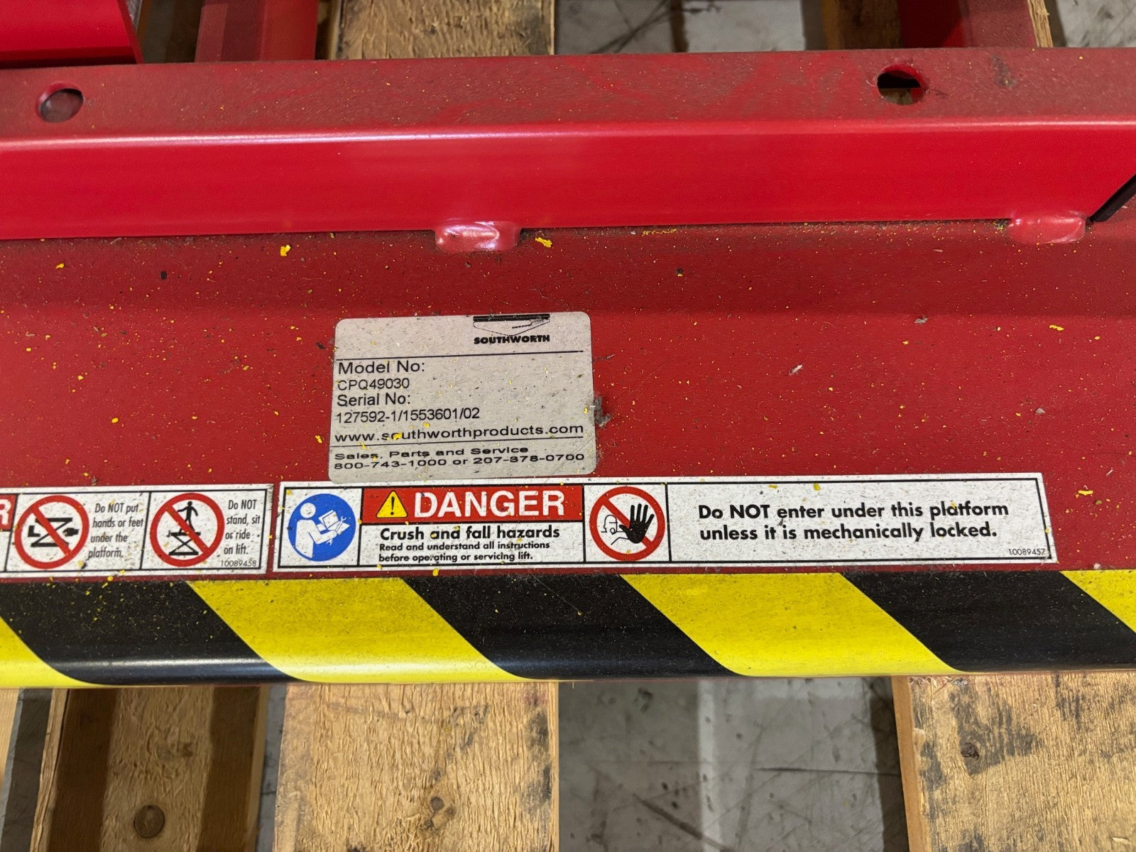 Southworth CPQ49030 Scissor Lift Table, Hydraulic Spring Pallet Positioner 45x45 - Maverick Industrial Sales