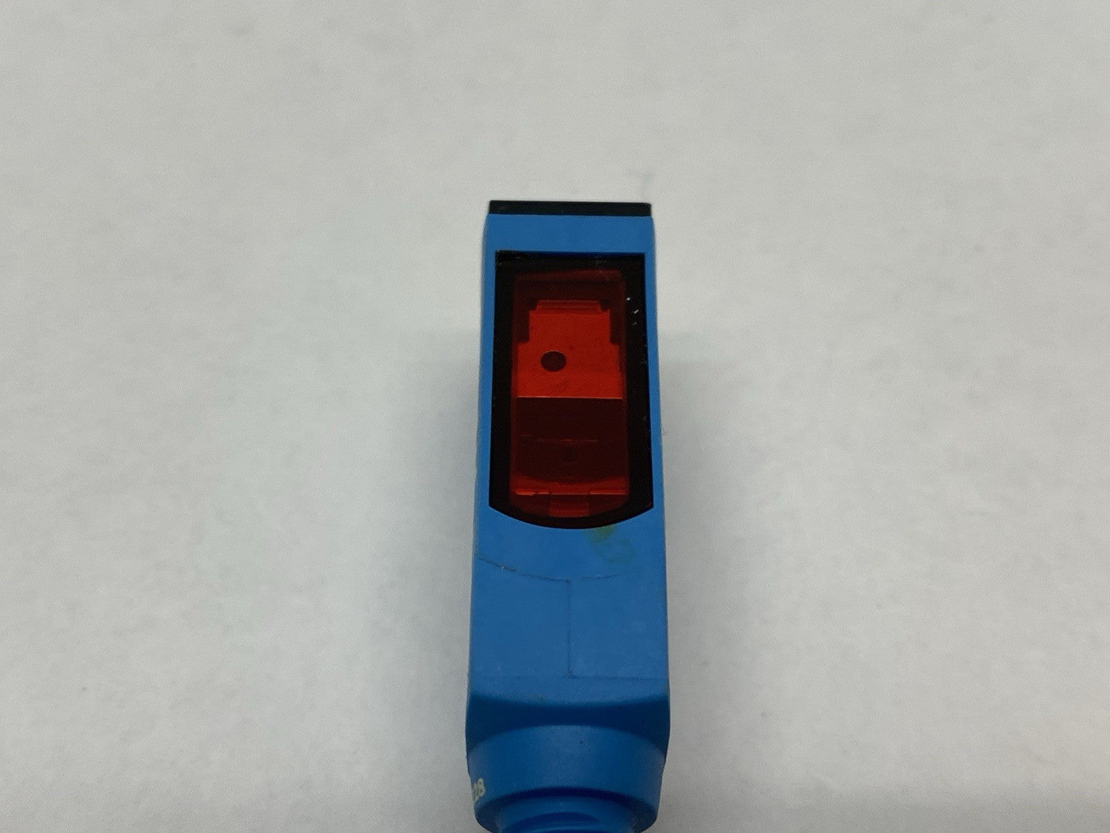 WL9L-3P2232 | Sick Photoelectric Retro-reflective Sensor 0-8m, 0-12m Sense 1058174 - Used - Maverick Industrial Sales