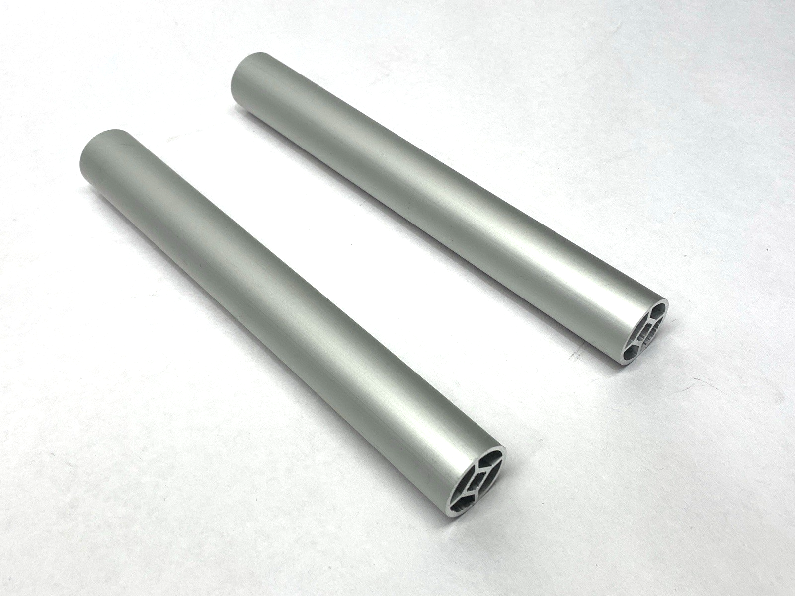 3842993317 | Rexroth Aluminum Round Strut Round Tube D28 224mm L30-6000 LOT OF 2 - New Other - Maverick Industrial Sales