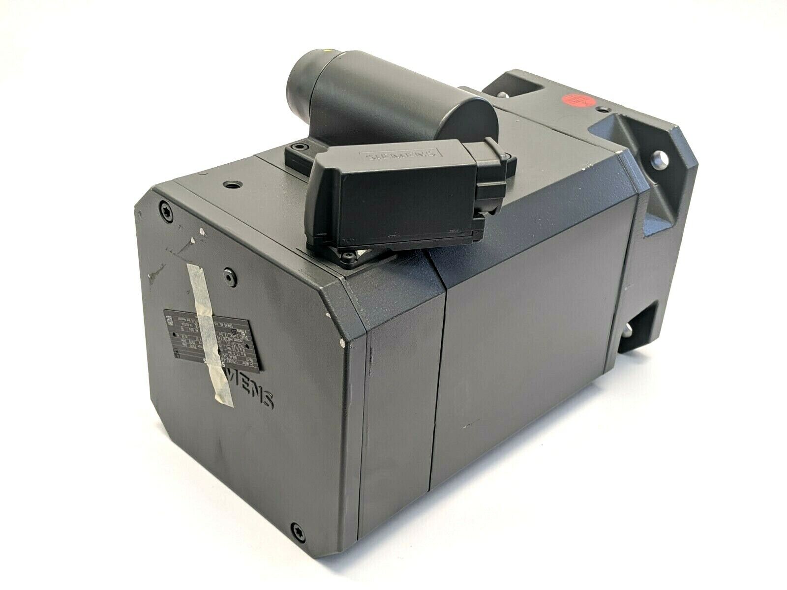 Siemens 1FT6082-8AF71-1FB2 Simotics S Synchronous Servomotor AM22DQF49 Encoder - Maverick Industrial Sales