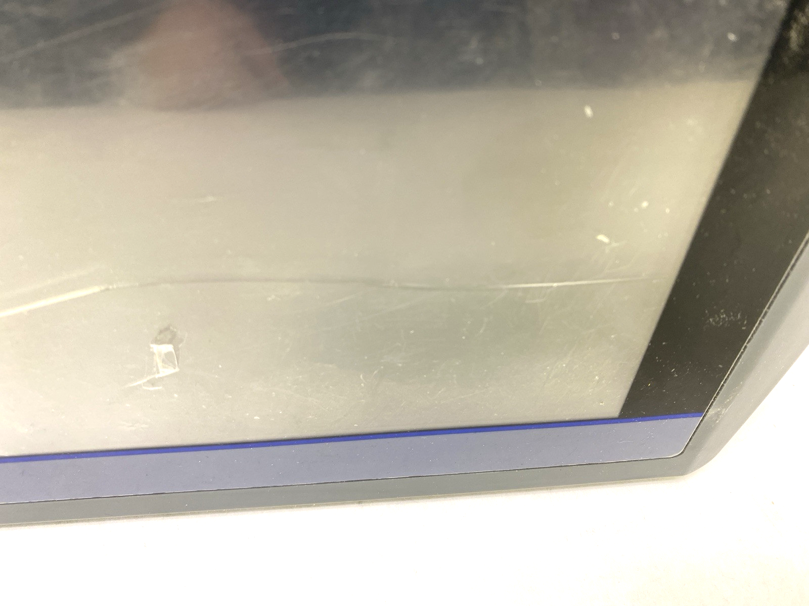 HD150401C01 10-1/4 Inch Touch Screen Cracked Screen For Parts Or Repair - Maverick Industrial Sales